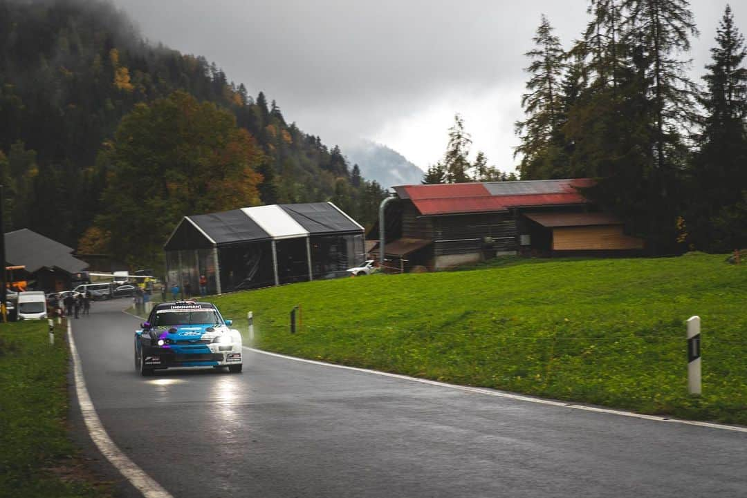 ケン・ブロックさんのインスタグラム写真 - (ケン・ブロックInstagram)「A few of my favorite shots from my first time ever driving these stage roads in the Swiss Alps just up the valley from the town of Verbier, Switzerland. When I first visited here a few years ago, I knew I had to drive these roads, just because of how dope they look against this mountain backdrop… Stoked to knock that off the list this year on the #CossieWorldTour! Hit the link in my bio for some footage from testing and a ride-along with @TheNeilCole. #SwissAlps #BlockEscortCossieV2 #CossieWorldTour #RIV19」12月27日 12時22分 - kblock43