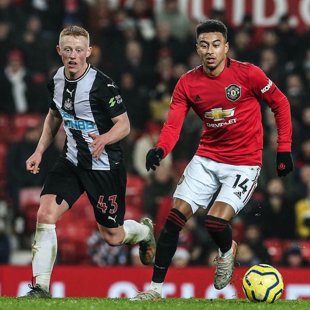 ジェシー・リンガードさんのインスタグラム写真 - (ジェシー・リンガードInstagram)「Good Boxing Day performance. Let’s take this into the final game of this festive period! 💪🏾🔴 #MUFC」12月27日 5時10分 - jesselingard