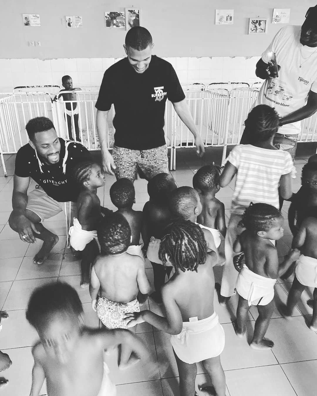 ウィリアム・ヴァンクールのインスタグラム：「Amazing moment with the kids❤️」