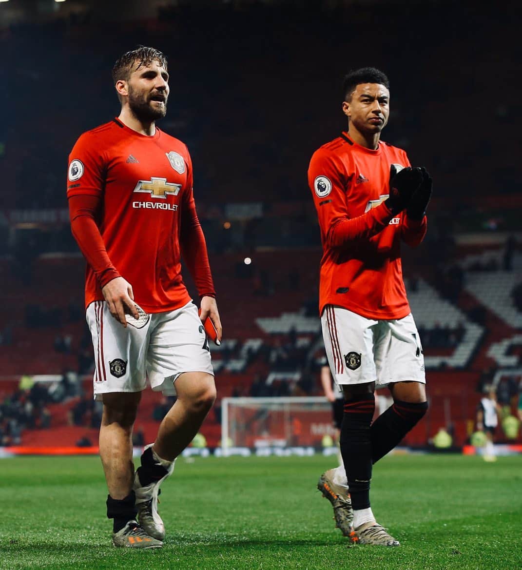 ルーク・ショーのインスタグラム：「Boxing Day win ✅ On to the next @manchesterunited」