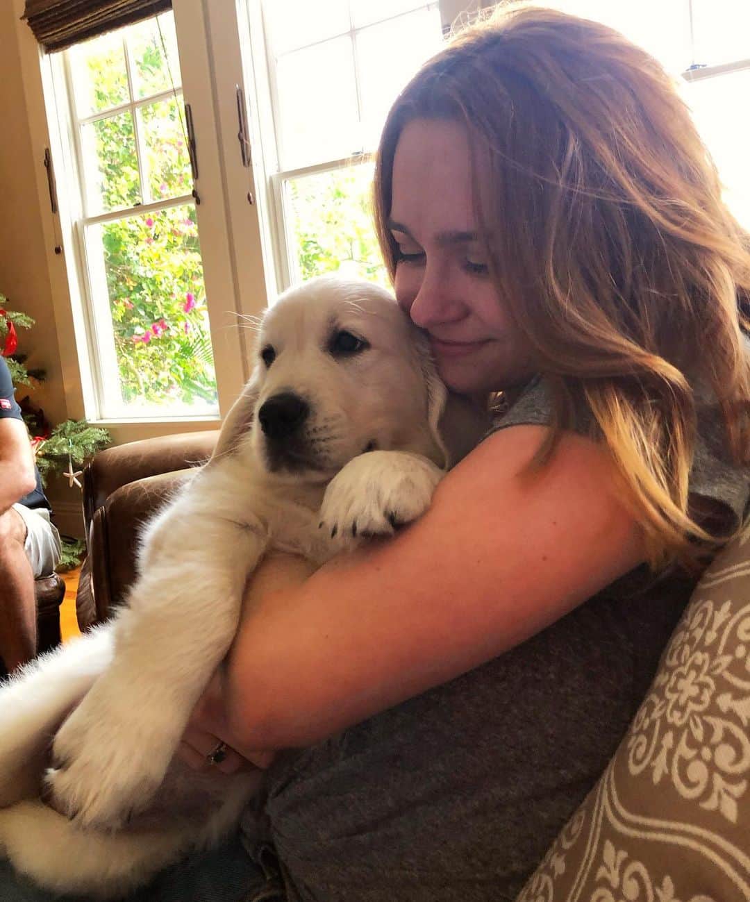 キーリー・マーシャルのインスタグラム：「Puppy lovin’」