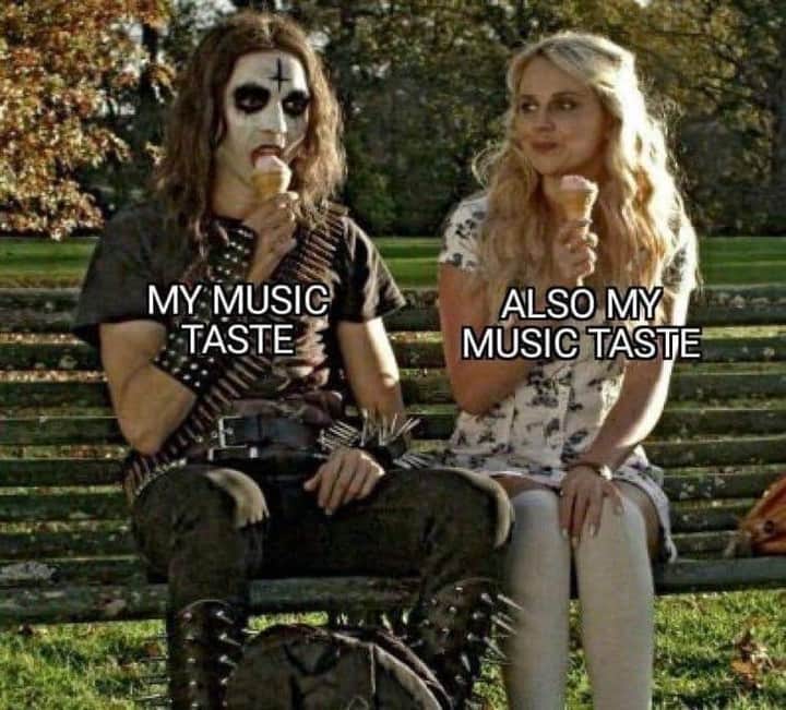 9GAGさんのインスタグラム写真 - (9GAGInstagram)「When your playlist goes from Billie Eilish to Rage to Mozart⠀ #music #9gag」12月27日 8時02分 - 9gag