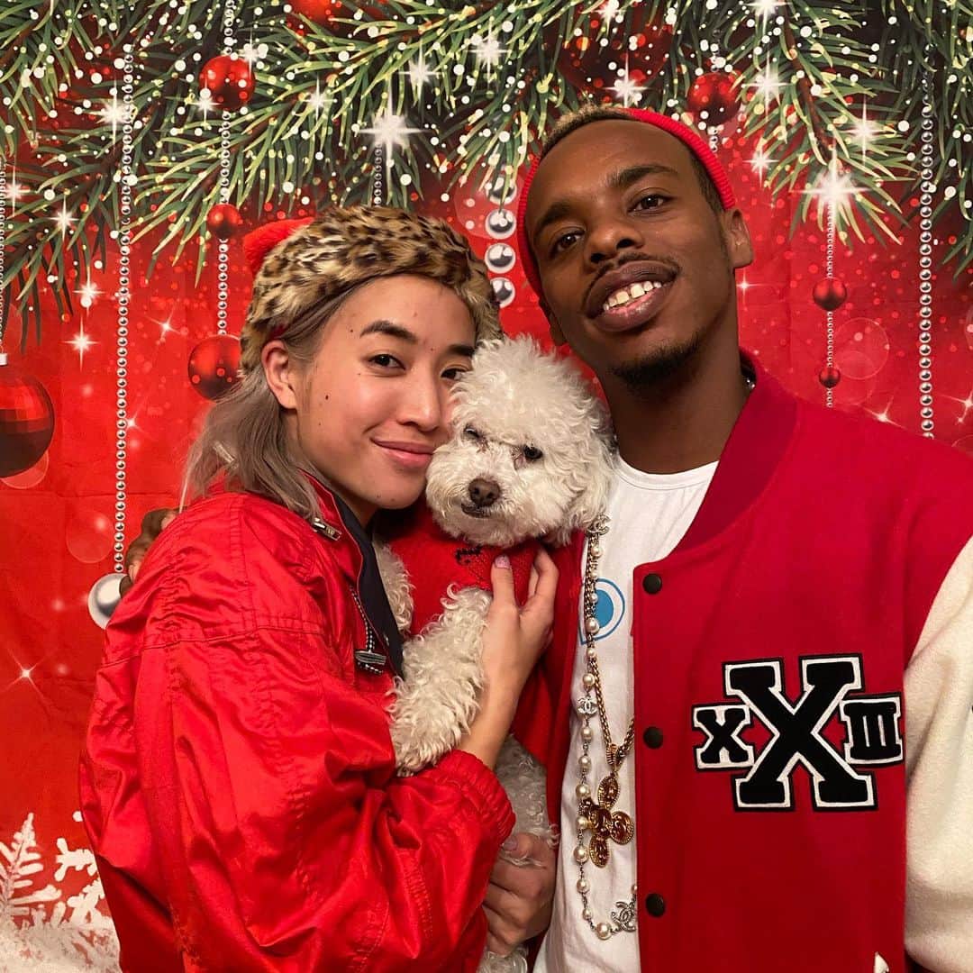 Lil Buckさんのインスタグラム写真 - (Lil BuckInstagram)「Dec.25th was 🔥so glad my lady @aishimatsu & @coco_le_fluff came to my hometown w/ me HAPPY HOLIDAYS YALL! #christmaswithfamily」12月27日 9時18分 - lilbuckdalegend