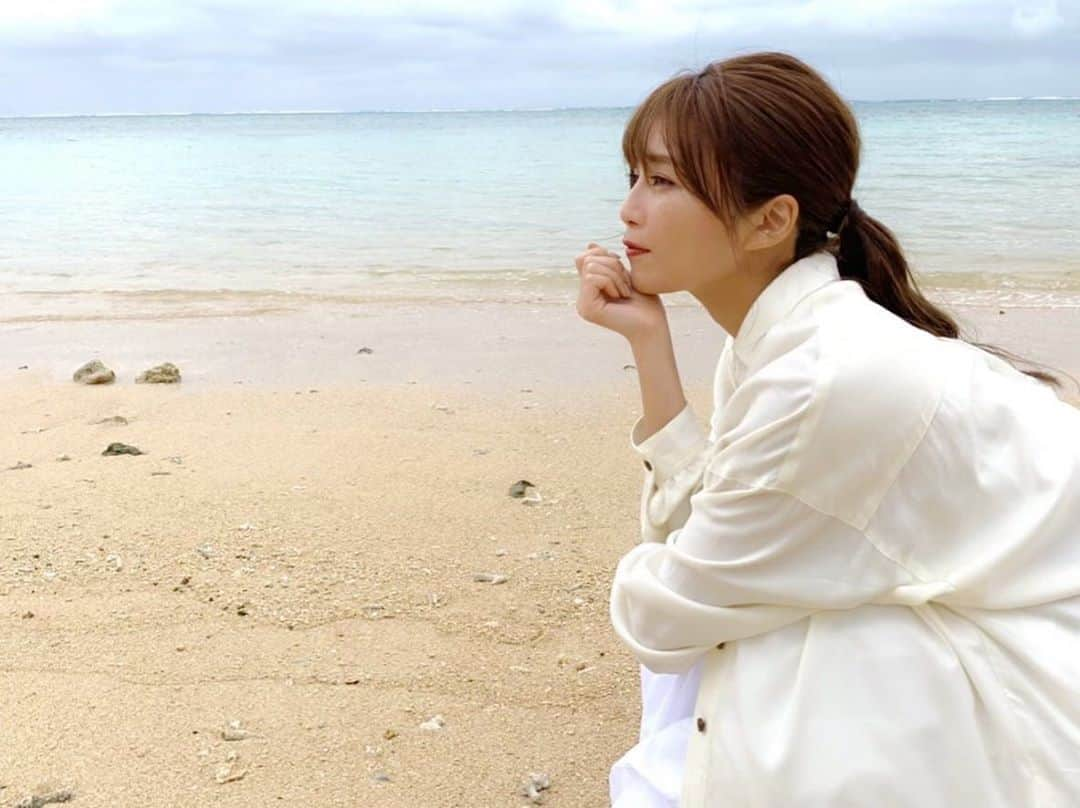 宇野実彩子さんのインスタグラム写真 - (宇野実彩子Instagram)「.﻿ 「JAL浪漫旅行2020」が公開になりました✈️🌺﻿ 石垣島を舞台に親友と10年ぶりに再会する物語📖﻿ .﻿ 楽曲は｢別れ｣をテーマに書き下ろした、﻿ #サヨナラを選んだ私 を起用して頂いてます。﻿ .﻿ 石垣の美しい海を見て優しい波の音を聴いて、﻿ 別れは終わり ではないんだと、﻿ そんなことを改めて思えて嬉しかったな...✨﻿ .﻿ JALのYouTubeでぜひチェックしてね🎞︎💕︎﻿ ﻿ #JAL #浪漫旅行 #沖縄 #石垣島 #うの旅」12月27日 11時00分 - misako_uno_aaa