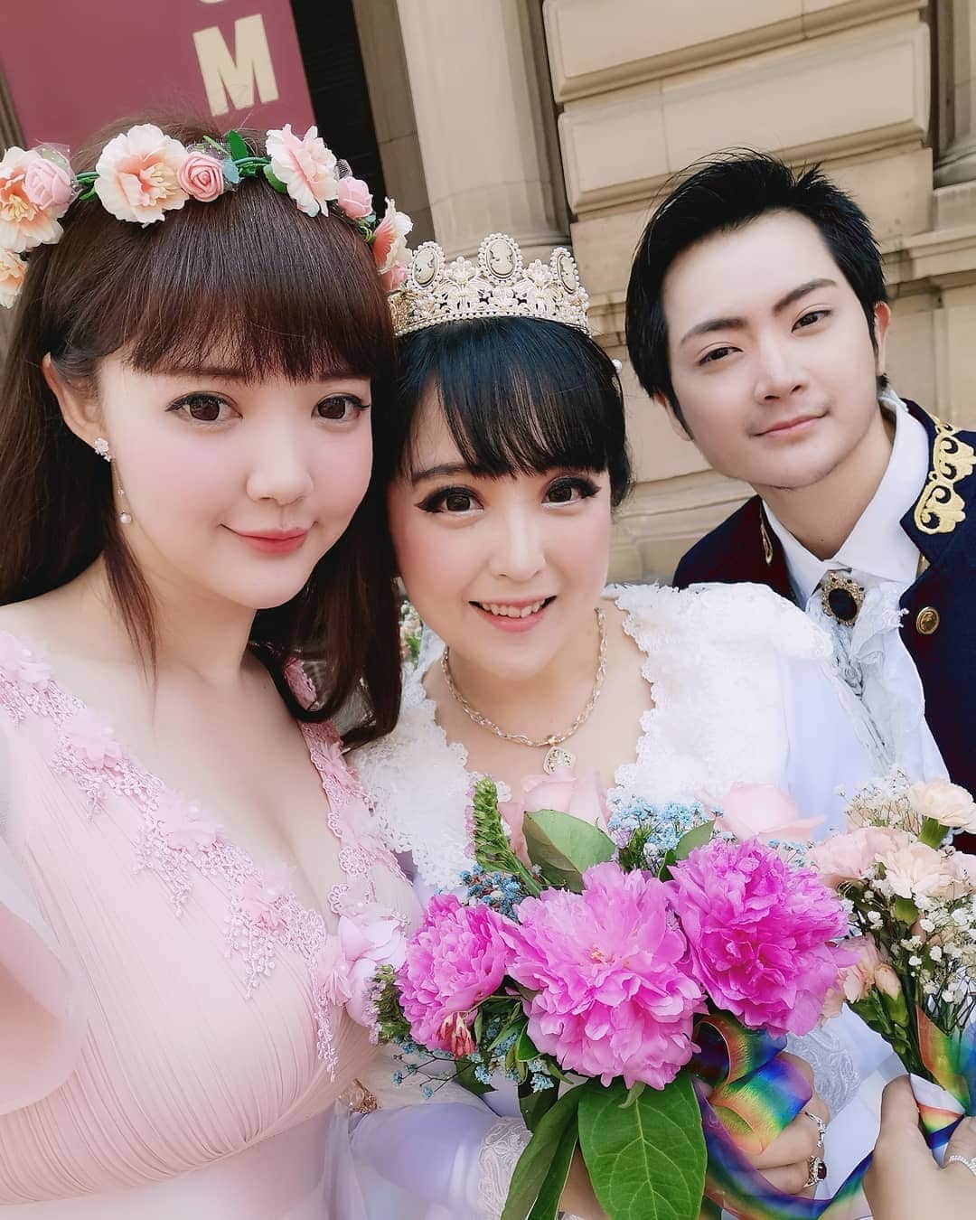YingTzeさんのインスタグラム写真 - (YingTzeInstagram)「Congratulations @pinkyluxun and @orochi.x ❤️💐 So happy for you ❤️😘 _ For those wondering I'm currently in Australia for my friend's wedding ❤️ _ #blessed #oroxpink #wedding #bridesmaids #melbourne #australia」12月27日 11時30分 - yingtze