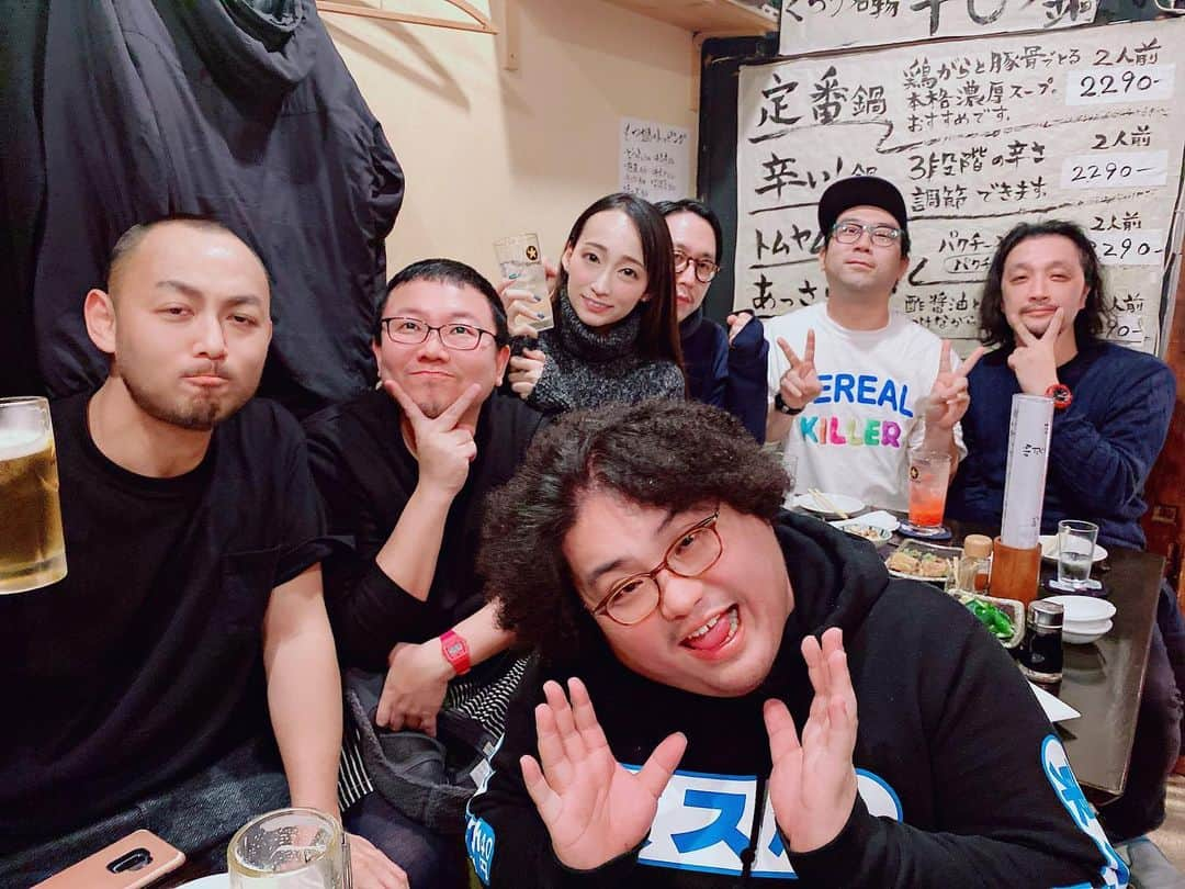 蓮実クレアさんのインスタグラム写真 - (蓮実クレアInstagram)「AV業界人飲み会兼忘年会！  #蓮実クレア #タイガー小堺 #らくだ #麒麟 #沢庵 #見習い君 #アフロ高橋」12月27日 22時37分 - hasumi_kurea