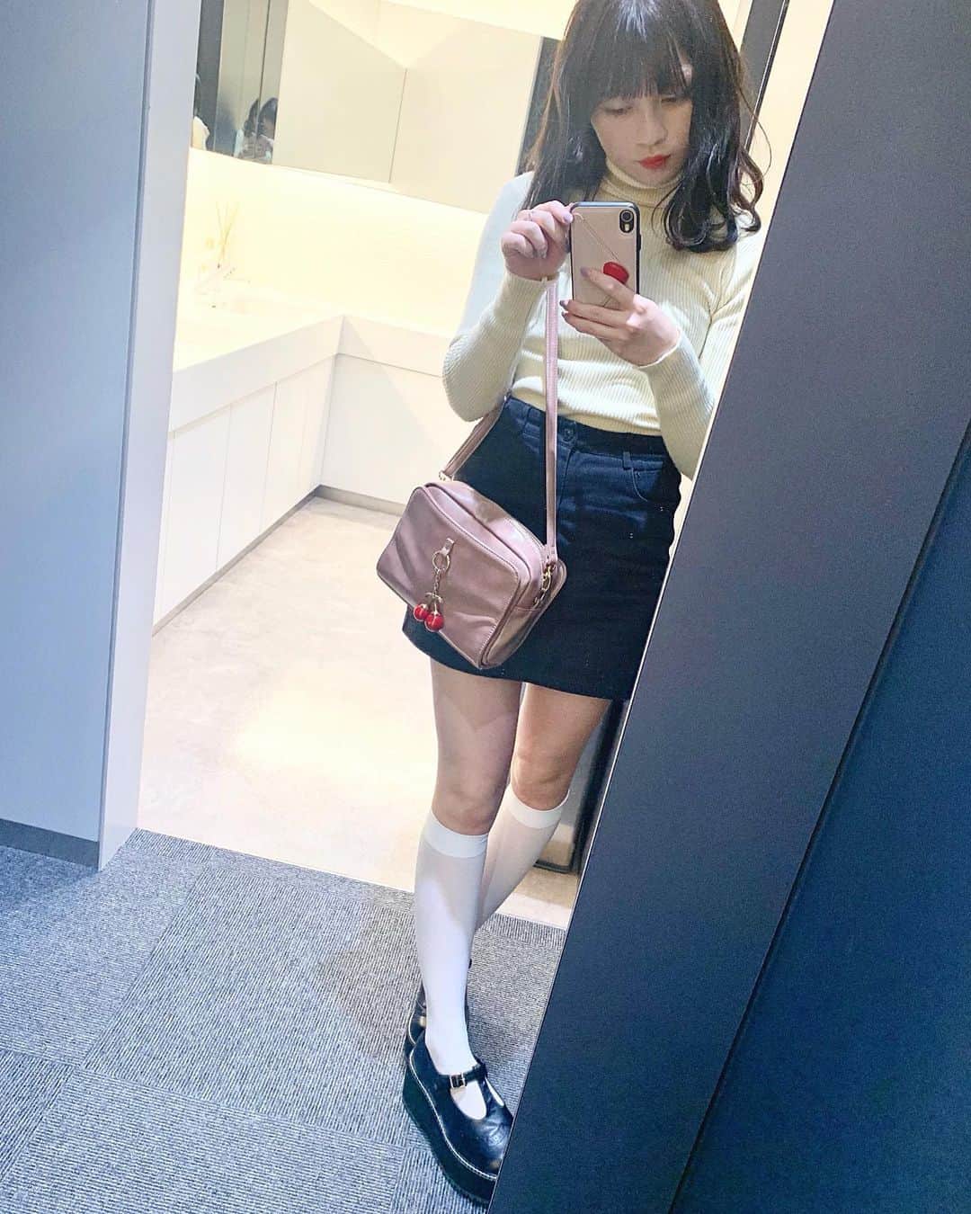 廣川奈々聖のインスタグラム：「いつかの私服 U・x・U💭﻿ ﻿ ﻿ #ななせのふく」