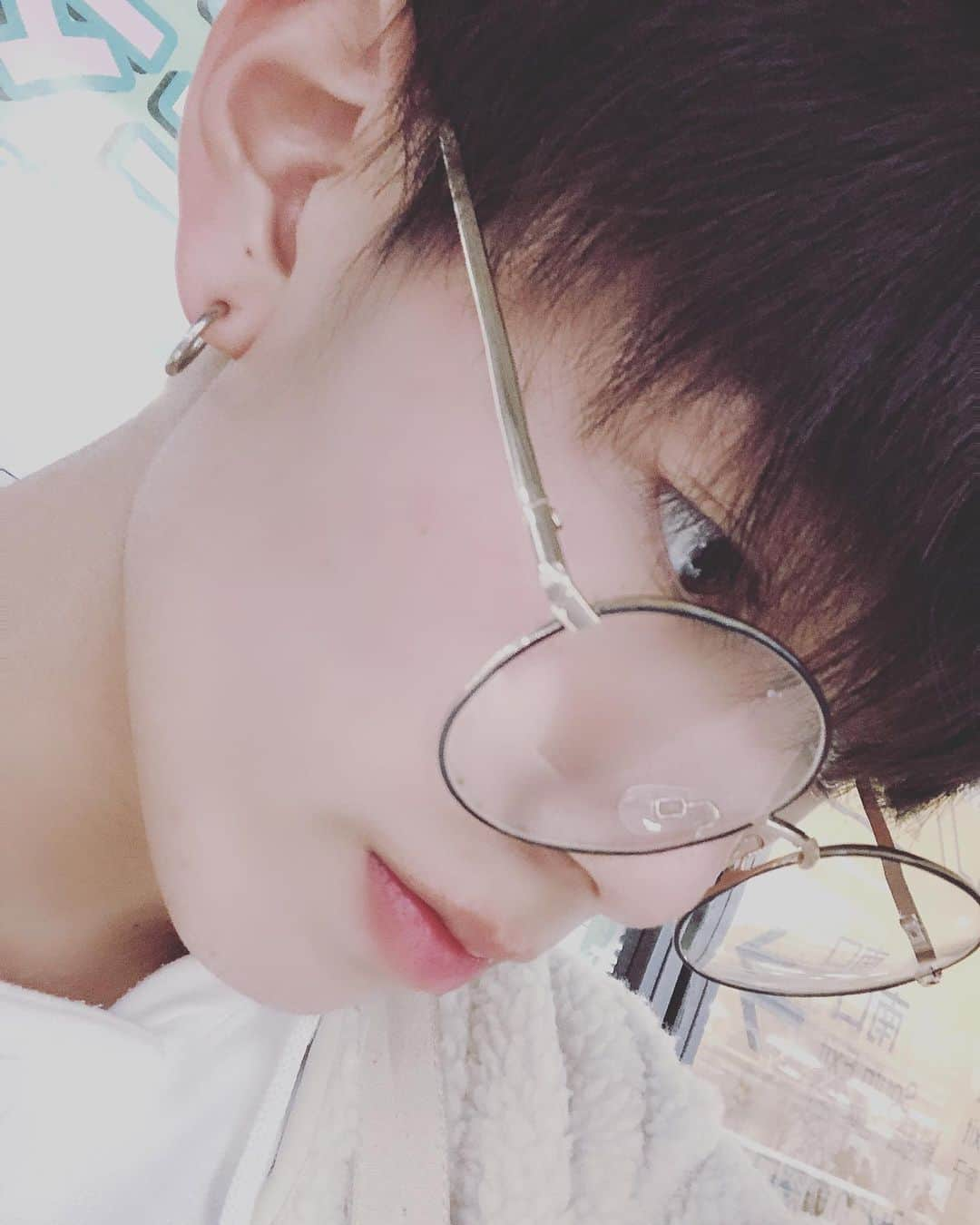 百目木玲恩のインスタグラム：「👓 #メガネ男子#高1#16歳#アービング #Irving#俳優になりたい」