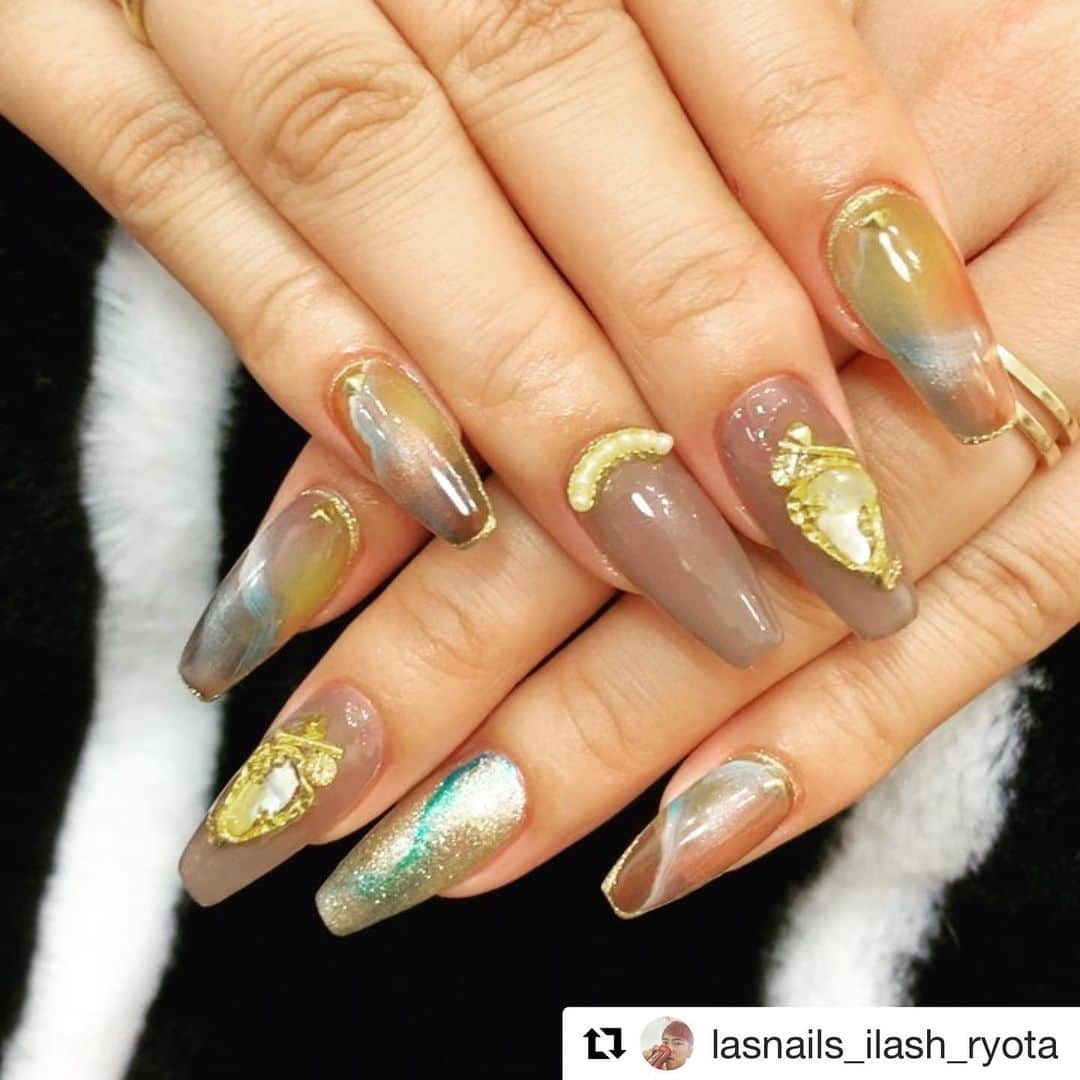 initygel_officialさんのインスタグラム写真 - (initygel_officialInstagram)「#Repost @lasnails_ilash_ryota with @get_repost ・・・ @initygel_official  トルマリンコレクションとラテコレクション @pekina_system で長さだし🤗  すごーしだけマグレブも使ってます🧲  先細りのトングスクエア□  @mnails0609 ありがとう😊  #元町#元町ネイルサロン#三ノ宮#三宮#三ノ宮ネイルサロン#メンズネイリスト#LASNAILS#アイニティジェル#initygel#nail#nails#ネイル#네일#ネイル動画#フットネイル#ニュアンスネイル#シンプルネイル#ベージュネイル#オフィスネイル#ショートネイル#nailart#冬ネイル2019#冬ネイル」12月27日 14時29分 - initygel_official