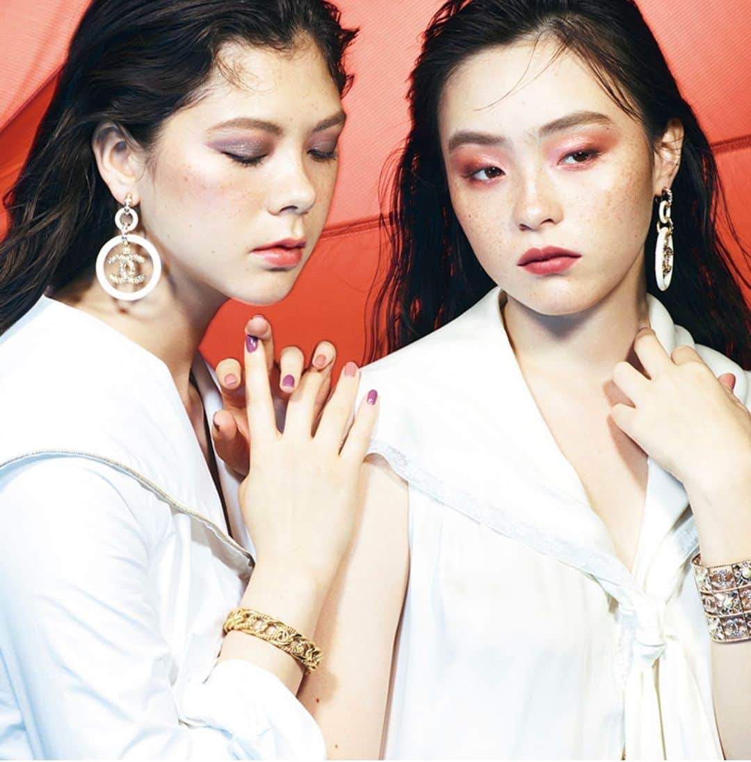 エモン・久瑠美のインスタグラム：「@voguejapan x CHANEL 💄 久しぶりにおせりと。」