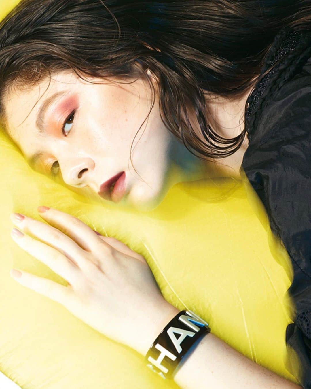 エモン・久瑠美のインスタグラム：「@voguejapan x CHANEL 🤍」