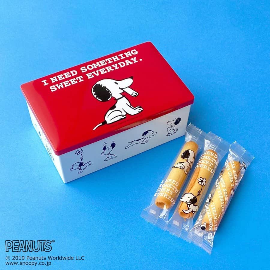 プラザ/PLAZAさんのインスタグラム写真 - (プラザ/PLAZAInstagram)「PLAZA･MINiPLAオリジナルアイテム❤️1950年、新聞にコミックとして登場したスヌーピーのデザイン✨さっくりした食感のキャラメル風味豊かなロールクッキーです。 個包装にもスヌーピーの絵柄が💓ギフトにもぴったりです♪ . PEANUTS キャラメル ロールクッキー ¥1,296(税込) . #PEANUTS #SNOOPY #スヌーピー #クッキー #お菓子 #GIFT #ギフト #プレゼント #PLAZAスタイル #プラザスタイル #PLAZA #プラザ #MINiPLA #MINIPLA #ミニプラ @plazastyle @snoopygrams」12月27日 16時24分 - plazastyle