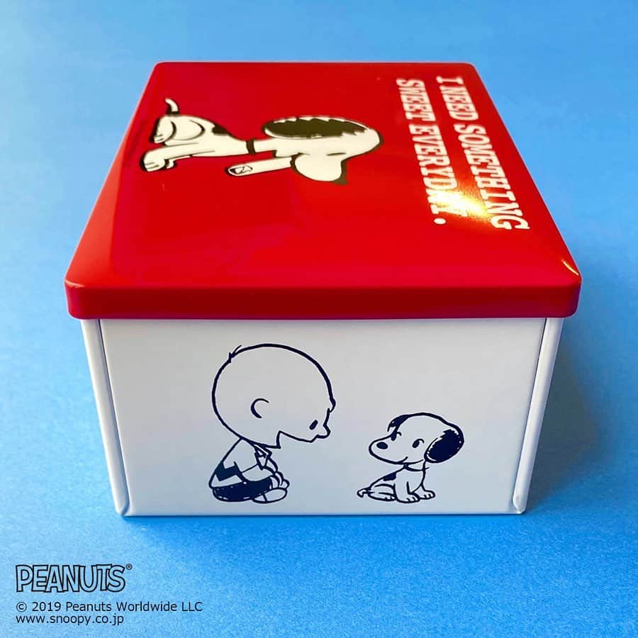 プラザ/PLAZAさんのインスタグラム写真 - (プラザ/PLAZAInstagram)「PLAZA･MINiPLAオリジナルアイテム❤️1950年、新聞にコミックとして登場したスヌーピーのデザイン✨さっくりした食感のキャラメル風味豊かなロールクッキーです。 個包装にもスヌーピーの絵柄が💓ギフトにもぴったりです♪ . PEANUTS キャラメル ロールクッキー ¥1,296(税込) . #PEANUTS #SNOOPY #スヌーピー #クッキー #お菓子 #GIFT #ギフト #プレゼント #PLAZAスタイル #プラザスタイル #PLAZA #プラザ #MINiPLA #MINIPLA #ミニプラ @plazastyle @snoopygrams」12月27日 16時24分 - plazastyle