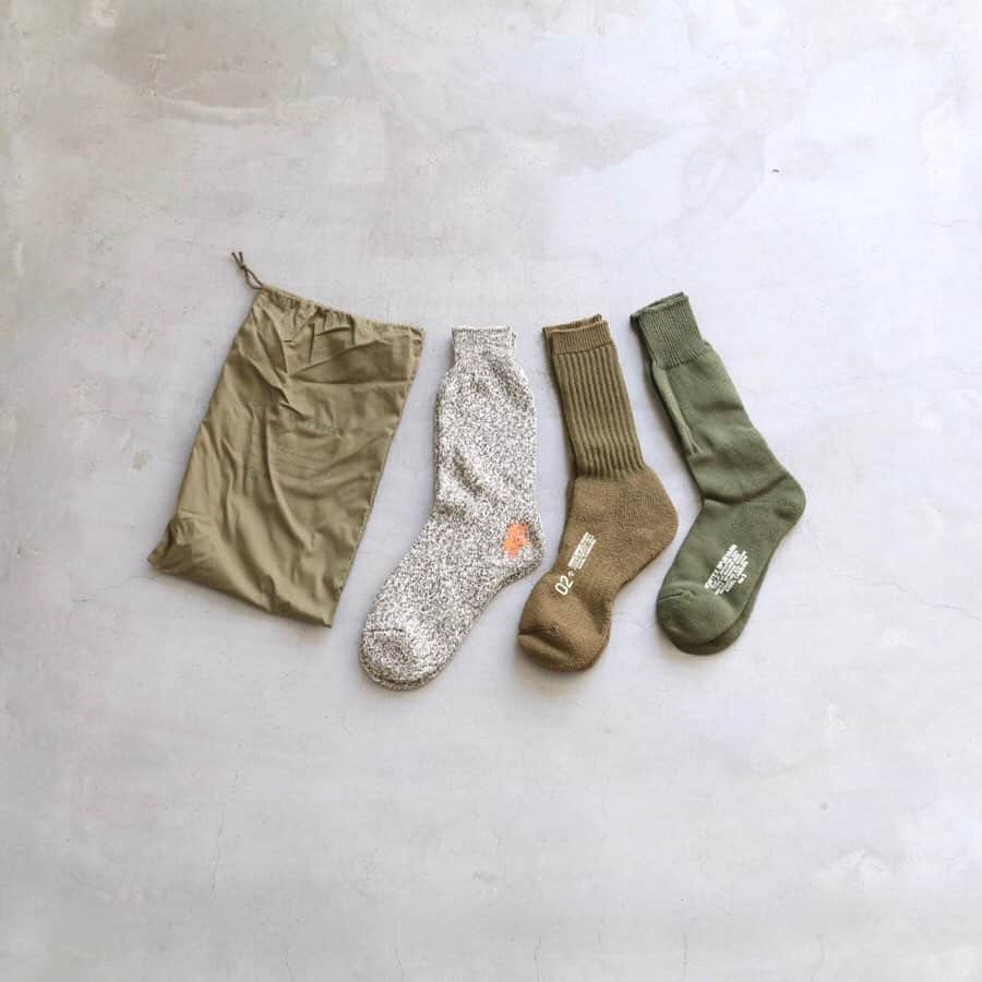 wonder_mountain_irieさんのインスタグラム写真 - (wonder_mountain_irieInstagram)「［#10倍ポイント開催中！］ Nigel Cabourn / ナイジェル ケーボン "3 PACK ARMY SOCKS" ￥7,480- _ 〈online store / @digital_mountain〉 https://www.digital-mountain.net/shopdetail/000000007480/ _ 【オンラインストア#DigitalMountain へのご注文】 *24時間受付 *15時までのご注文で即日発送 *1万円以上ご購入で送料無料 tel：084-973-8204 _ We can send your order overseas. Accepted payment method is by PayPal or credit card only. (AMEX is not accepted)  Ordering procedure details can be found here. >>http://www.digital-mountain.net/html/page56.html _ #NigelCabourn #ナイジェルケーボン _ 本店：#WonderMountain  blog>> http://wm.digital-mountain.info _ 〒720-0044  広島県福山市笠岡町4-18  JR 「#福山駅」より徒歩10分 (12:00 - 19:00 水曜、木曜定休) #ワンダーマウンテン #japan #hiroshima #福山 #福山市 #尾道 #倉敷 #鞆の浦 近く _ 系列店：@hacbywondermountain _」12月27日 17時10分 - wonder_mountain_