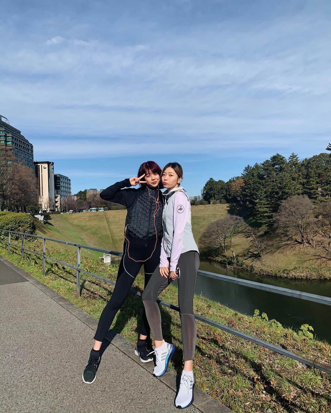 岩崎志保さんのインスタグラム写真 岩崎志保instagram B Girl Runthefloor Official の1日限定pop Upにお邪魔してきた トークにライブに楽しかった アウターカワイイ Rtf Runthefloor Bleague 12月17日 22時15分 Shihoiwazaki