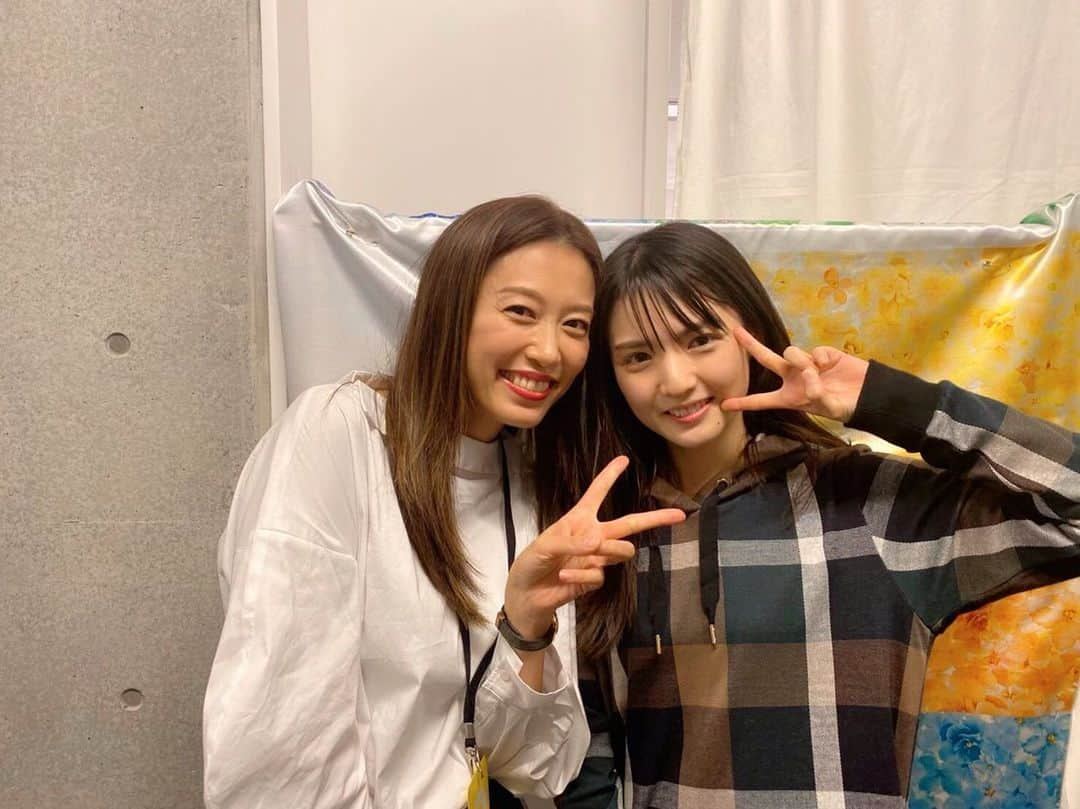 道重さゆみさんのインスタグラム写真 - (道重さゆみInstagram)「昨日は、里田さんにも会えました！！ 里田さんは昨日も、面白ポイントたくさんで最高でした♡笑 ちょっとの時間でもたくさん笑わせてくれて気さくにお話ししてくれて里田さんに会うと元気になれます！ すごいなぁ 大好きです！#里田まい さん」12月27日 18時04分 - sayumimichishige0713