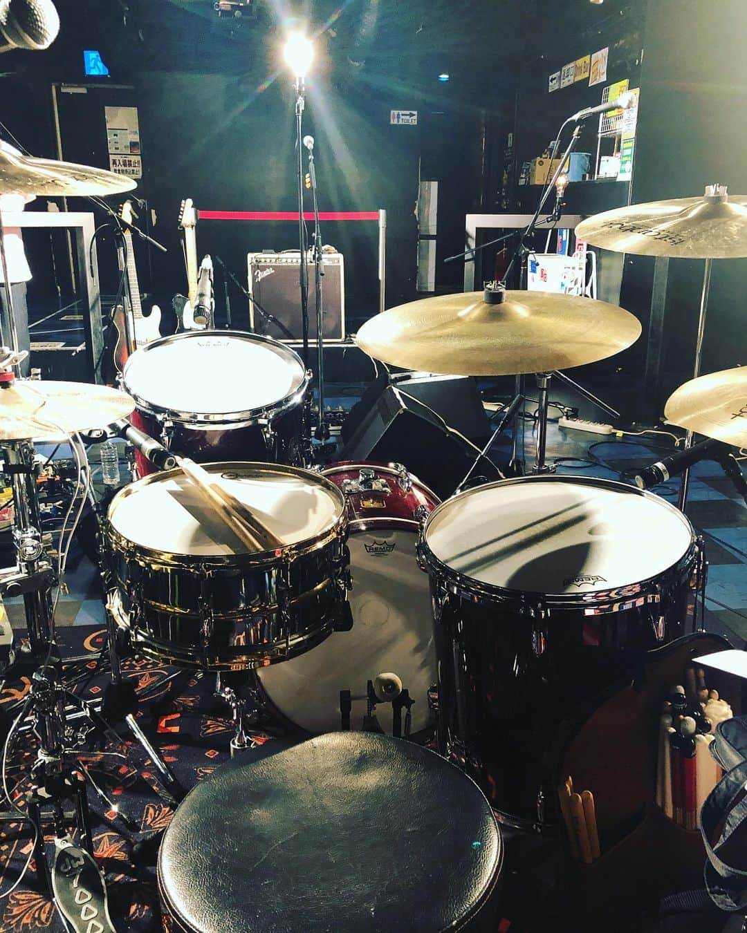 吉澤響のインスタグラム：「本日12/27は名古屋UPSETでセカイイチワンマン。客席で演奏します〜 19:30スタートで当日券も出すので、ぜひお越しを！！」