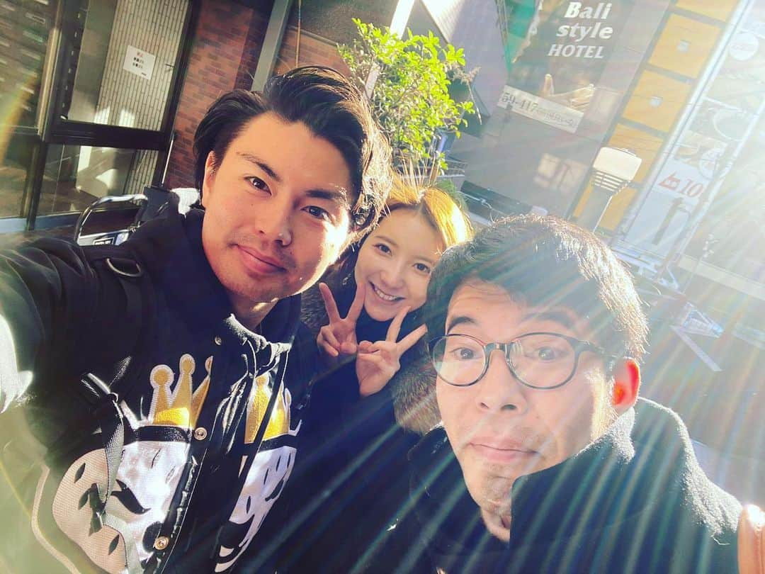 塩谷昂大さんのインスタグラム写真 - (塩谷昂大Instagram)「映画の打ち合わせ終了🎥 樋口監督と堀みづきさんと👍 来年クランクイン🔥  #火葬 #樋口慧一　監督 #堀みづき　さん #SY32」12月27日 18時34分 - kodai_shioya