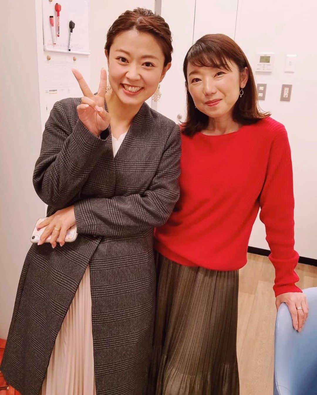 常盤よしこさんのインスタグラム写真 - (常盤よしこInstagram)「てれビタ年末スペシャル 久々のるみさんと♫ 温泉ロケにまた行きたいなぁ 部長元気かなぁー。  #てれビタ#kkt#年末スペシャル」12月27日 18時48分 - yoshiko.tokiwa