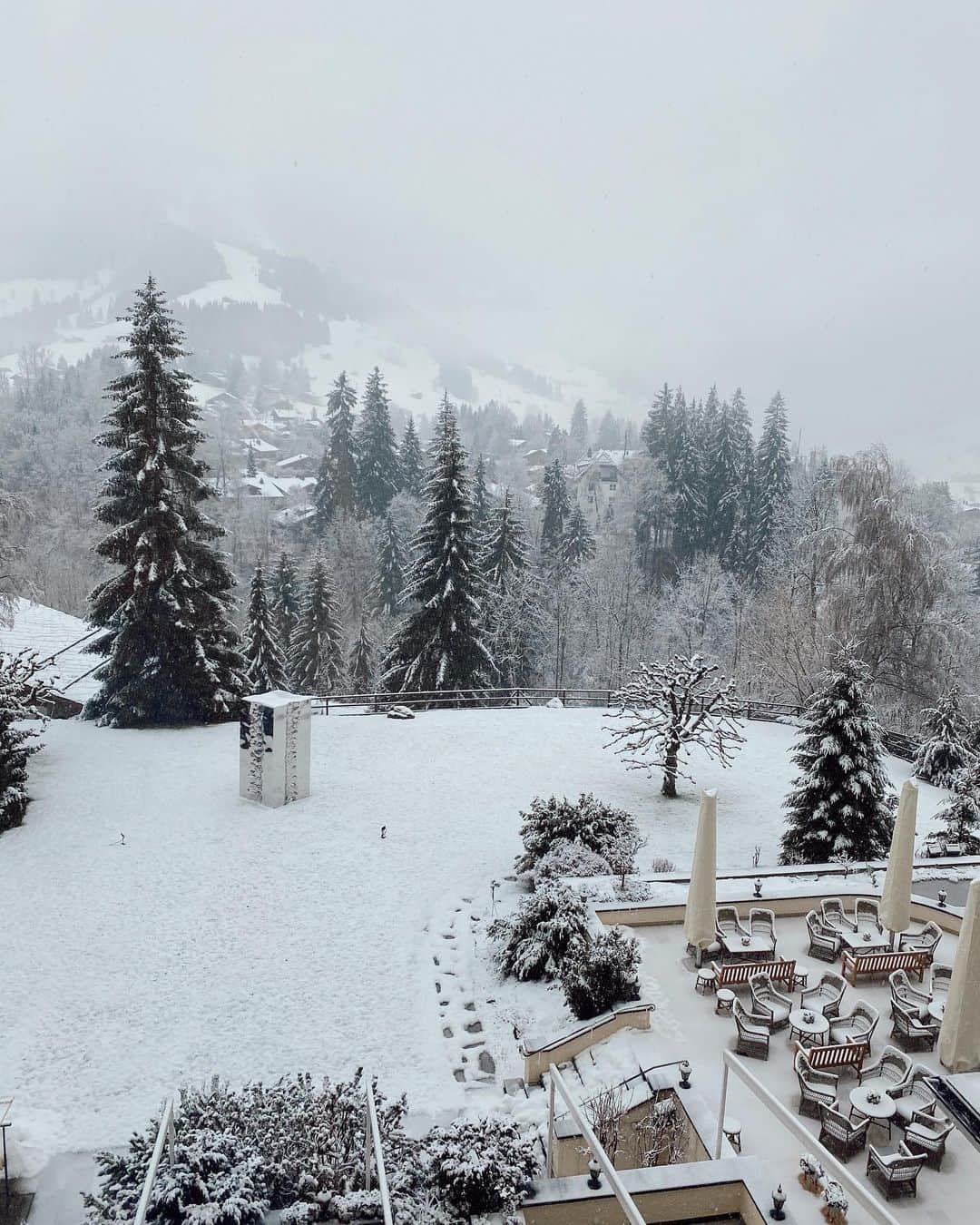シャニーナ・シャイクのインスタグラム：「Waking up to this view 😍」