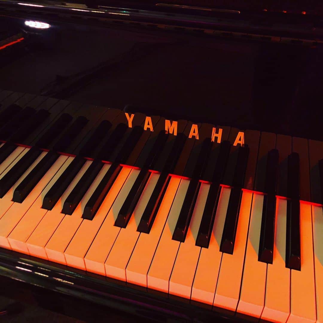 上杉洋史のインスタグラム：「5230595 G3E #todayspiano #instapiano #piano #yamaha #venue #pianophotography #concert #iwasakihiromi」