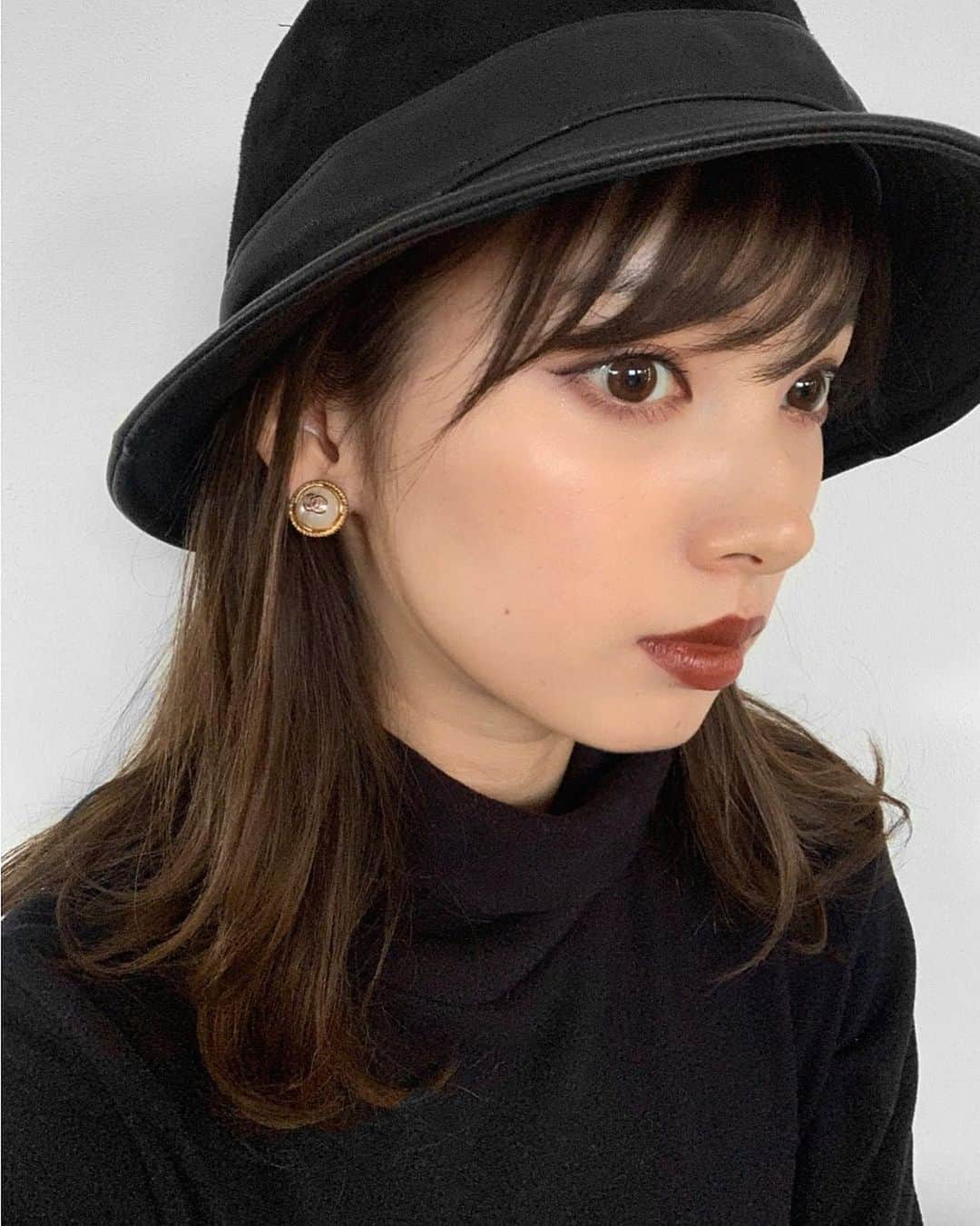 谷川菜奈さんのインスタグラム写真 - (谷川菜奈Instagram)「today's🤍🖤 今日で仕事納めでした☺︎ LEANNの2020s/s とっても可愛いので 楽しみにしててね🥺 @leannofficial  #仕事納め#LEANN#leannofficial」12月27日 19時47分 - pechi.130