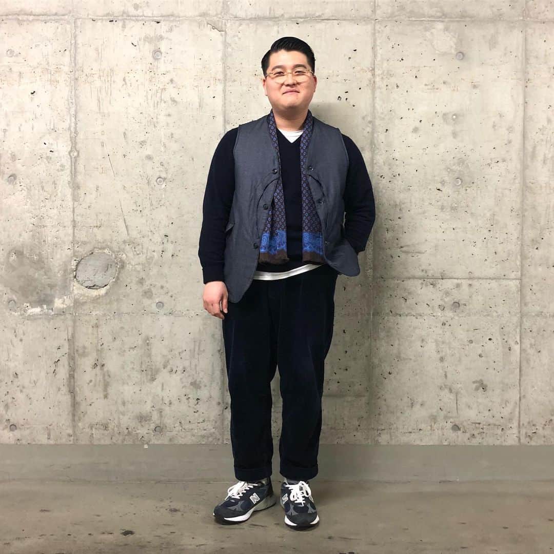 のインスタグラム：「. 🔻MENS🔻 【staff styling 小坂】 . BEAMS公式サイトにて スタッフスタイリングを更新しております！ トップ画面URLからご覧ください。 . オンラインショップの商品ページより、試着申し込みが可能です。お気軽にお申し込みくださいませ。 . ☎️078-335-2720 . #beams#bprbeams#beamsplus#beamsboy#raybeams#beamst#mensfashion#menswear#mensstyle#instastyle#instafashion#instagood#outfit#outfitoftheday#fashion#ootd#beamskobe」