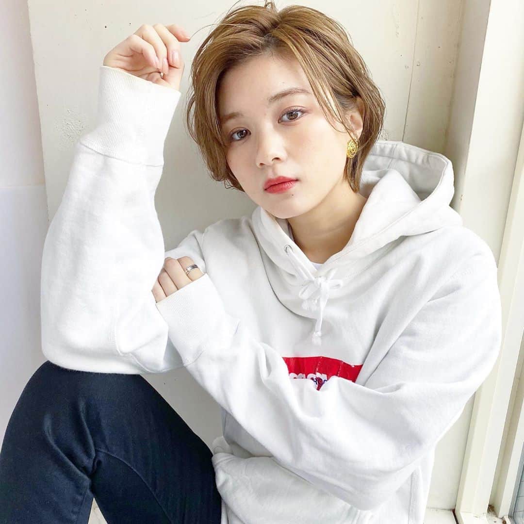 しばたあやなさんのインスタグラム写真 しばたあやなinstagram かっこいい ハンサムショート ショートヘア 刈り上げショート 刈り上げショート女子 ベリーショート ベリーショート女子 イケメン女子 ハイトーンショート Gardenomotesando マッシュ