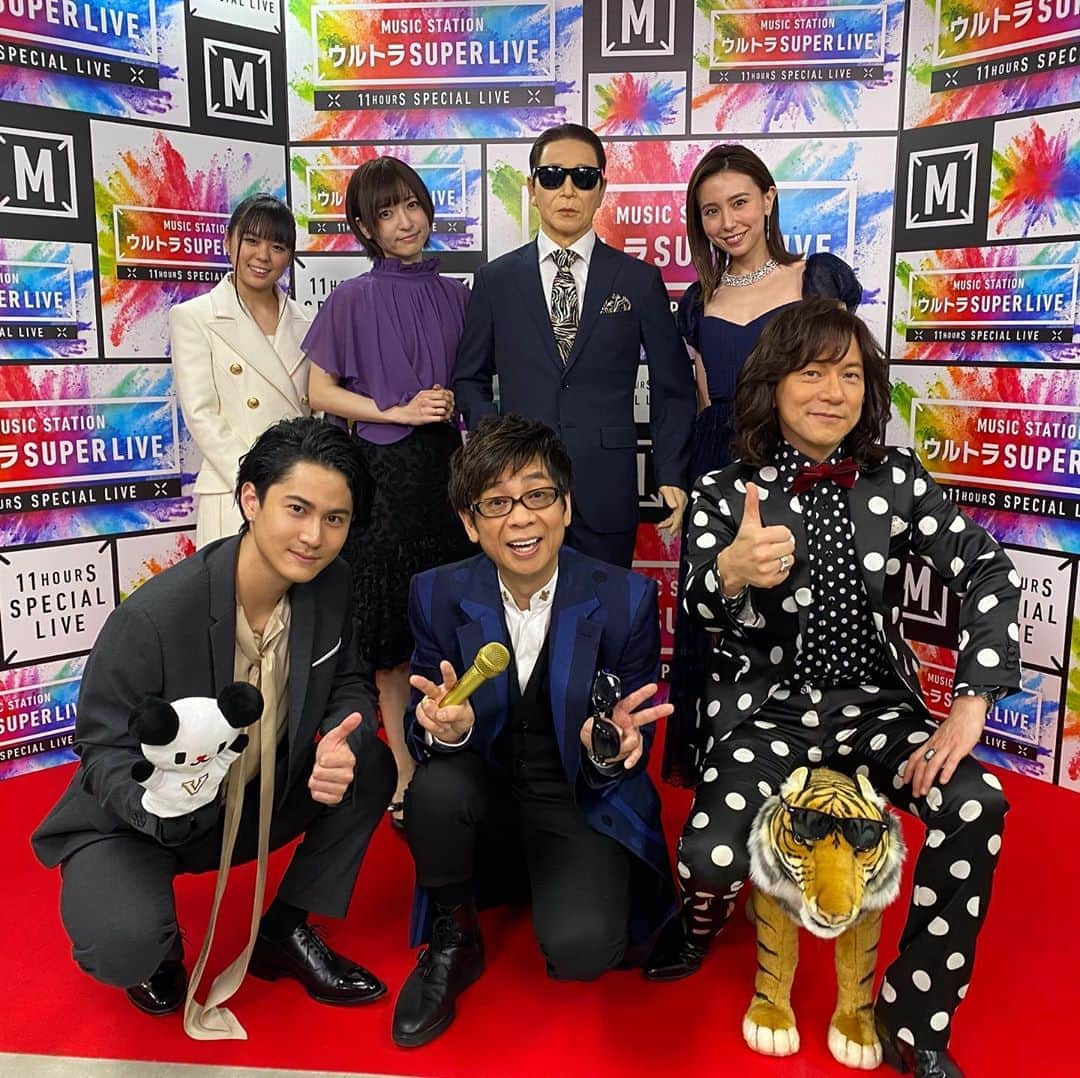 ミュージックステーションさんのインスタグラム写真 - (ミュージックステーションInstagram)「Mステ #ウルトラSUPERLIVE 11時間生放送中！ まもなく #山寺宏一 ×KANA-BOON! 「フレンド・ライク・ミー」（『アラジン』） ダイアモンド✡ユカイ 「君はともだち」（『トイ・ストーリー４』） May J.「レット・イット・ゴー～ありのままで～」（『アナと雪の女王』） #武内駿輔「おとなになったら」（『アナと雪の女王２』） #神田沙也加「わたしにできること」（『アナと雪の女王２』） #中元みずき「イントゥ・ジ・アンノウン～心のままに」（『アナと雪の女王２』） #ディズニーメドレー　#ウルトラタモリ　#Mステ」12月27日 20時42分 - ex_musicstation