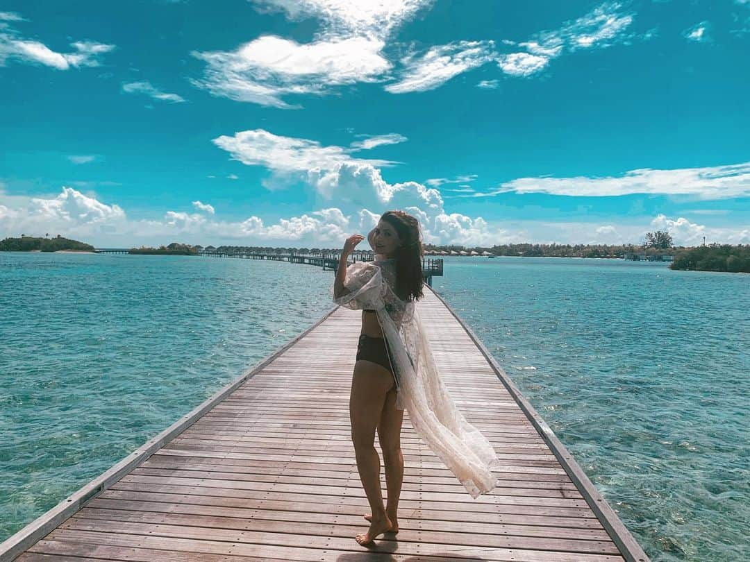 Chiquinquira Delgadoさんのインスタグラム写真 - (Chiquinquira DelgadoInstagram)「Felíz último viernes del año!! Amazing last #friday of the year!! #goodbye2019  #lovingthisplace  #maldives🇲🇻」12月27日 20時48分 - chiqui_delgado