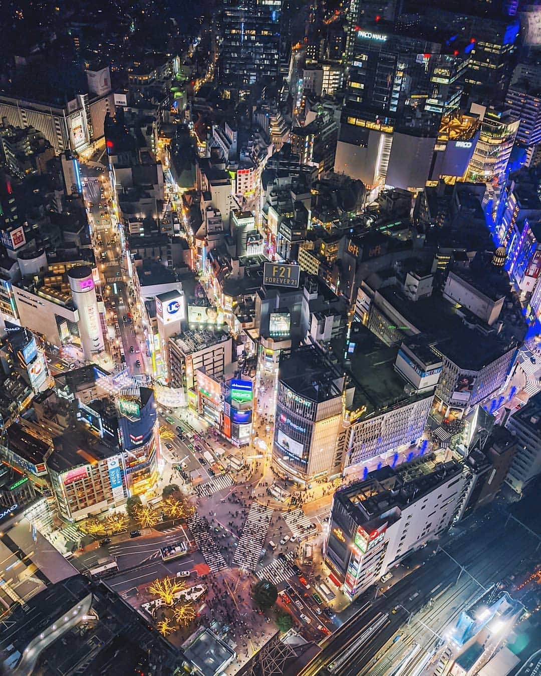 福田洋昭のインスタグラム：「From the sky #ShibuyaSky #GooglePixel #googleのスマホ #Pixelで撮影 #TeamPixel」