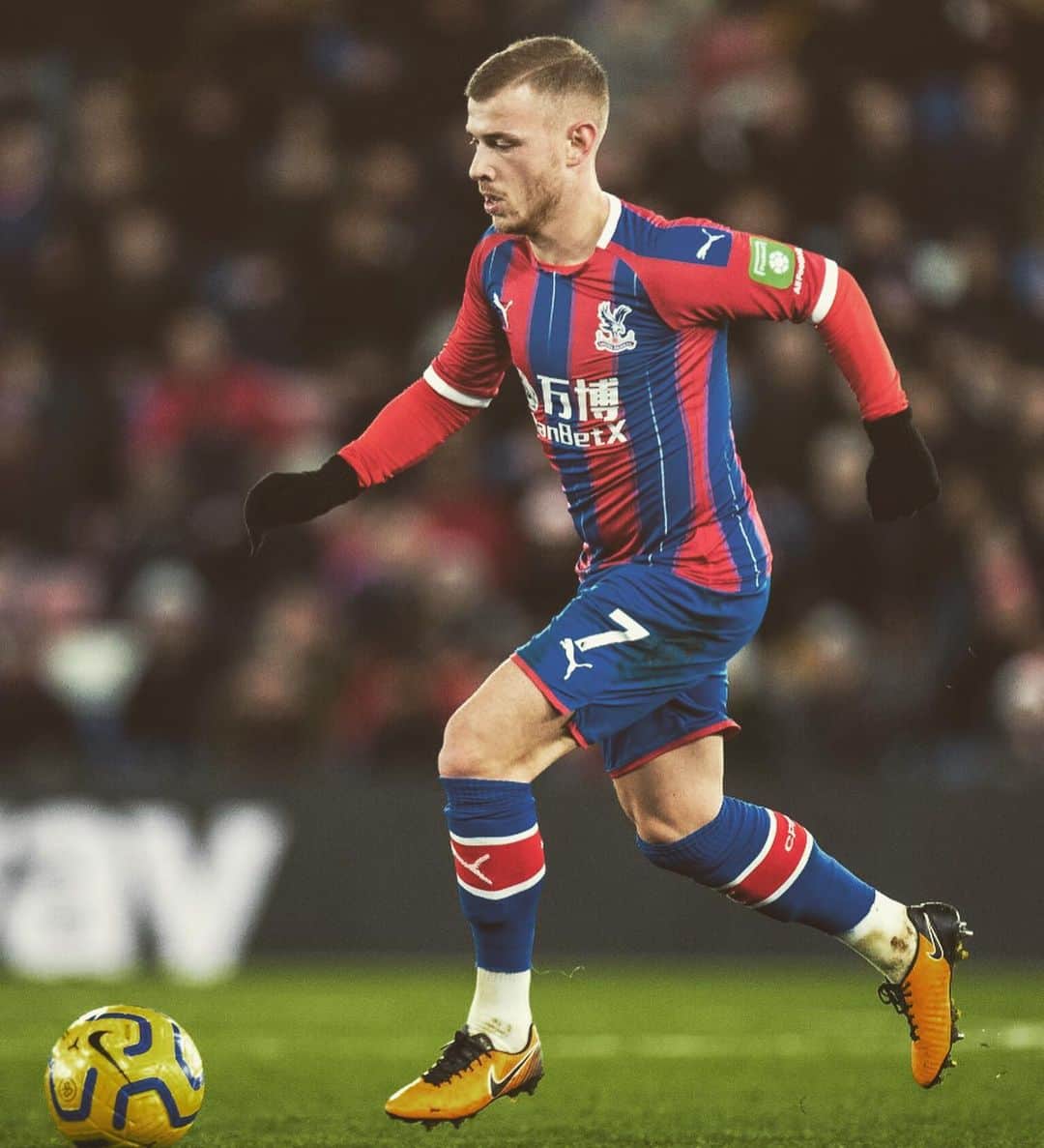 のインスタグラム：「Great win yesterday ⚽️ Next game tomorrow 🔜  #premierleague#homewin#palace#westham」
