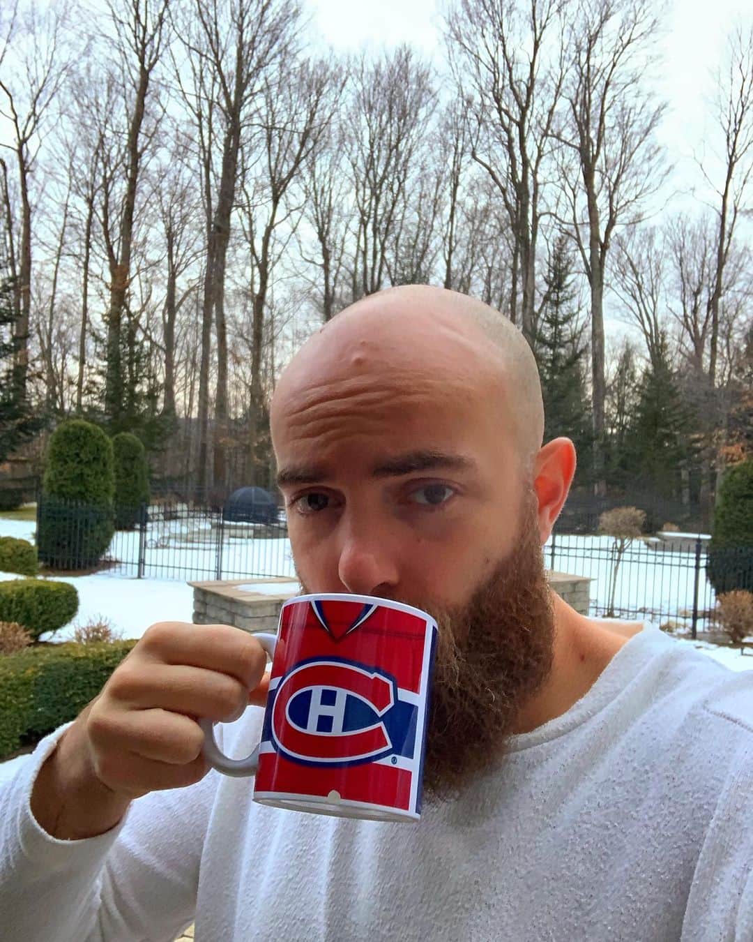 Showtekのインスタグラム：「Back in Montreal, enjoying the cold weather! 🇨🇦 Where are you right now? ⬇️」