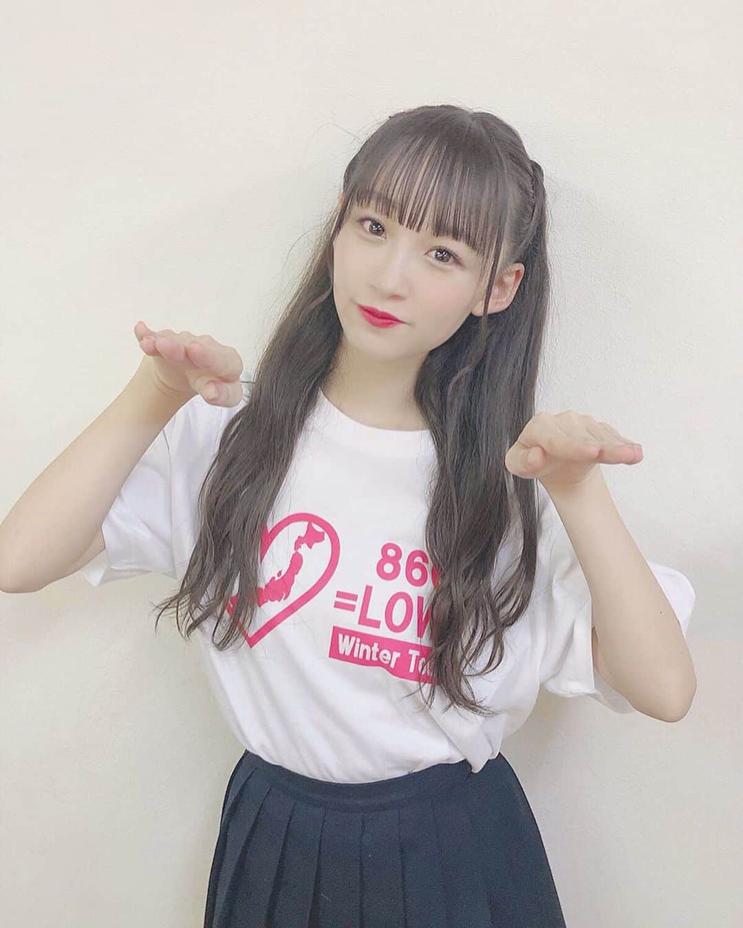 音嶋莉沙さんのインスタグラム写真 - (音嶋莉沙Instagram)「ツアー福岡ありがとう🥰﻿ 地元でこうしてツアーができることが本当に嬉しいです💕﻿ また、福岡でライブができるように﻿ これからもみんなで頑張っていきたいと思います☺︎﻿ ﻿ 地元大好き✨✨﻿ ﻿ 4期生も見に来てくれて嬉しかったなぁ💕﻿ ありがとー！！﻿ ﻿ あっ！動画は、明太子ポーズと飛んできたとよ〜の﻿ ポーズをしてみた☺️」12月27日 23時59分 - otoshima_risa