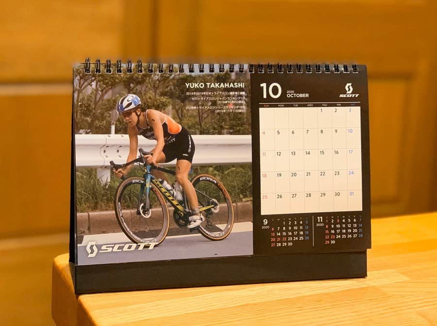 高橋侑子のインスタグラム：「Scott Japan calendar 2020 🥰 #noshortcuts #bikeonscott #scottbikes #scottjapan スコットジャパン2020年カレンダーの10月に載せて頂きました🗓 ありがとうございます🙌 #スコットジャパン #スコットバイク #トライアスロン #ロードバイク #2020カレンダー」