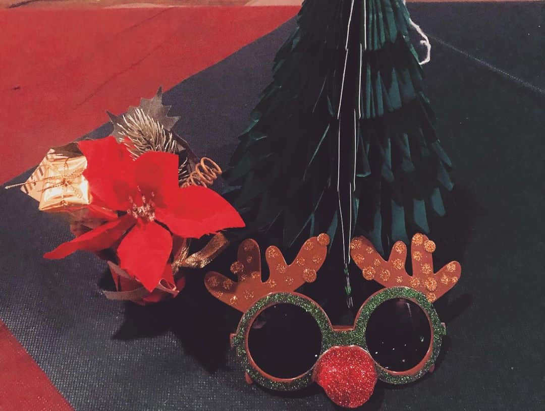鈴木悠佳子さんのインスタグラム写真 - (鈴木悠佳子Instagram)「クリスマス&誕生日でした🎄毎年クリスマスと誕生日が重なります。楽しい時間をありがとうございました🌟 #平塚 #にんにく市場  #平塚ビーチパーク  #クリスマス」12月28日 0時33分 - kaijyu_chan