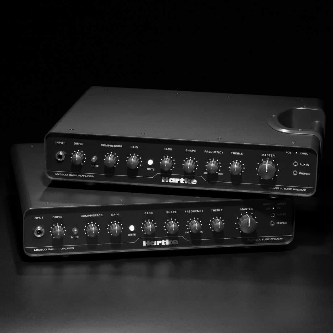 ヴィクター・ウッテンのインスタグラム：「@hartkesystems saved the best present for last this holiday season! I’m excited to announce Hartke’s new line of lightweight bass amps – the LX series. The LX5500 500-watt and LX8500 800-watt bass amplifiers weigh less than 9 pounds and provide real, continuous power. With the new decade on the horizon, I’m ready for #SoundCheck2020. #sponsored」
