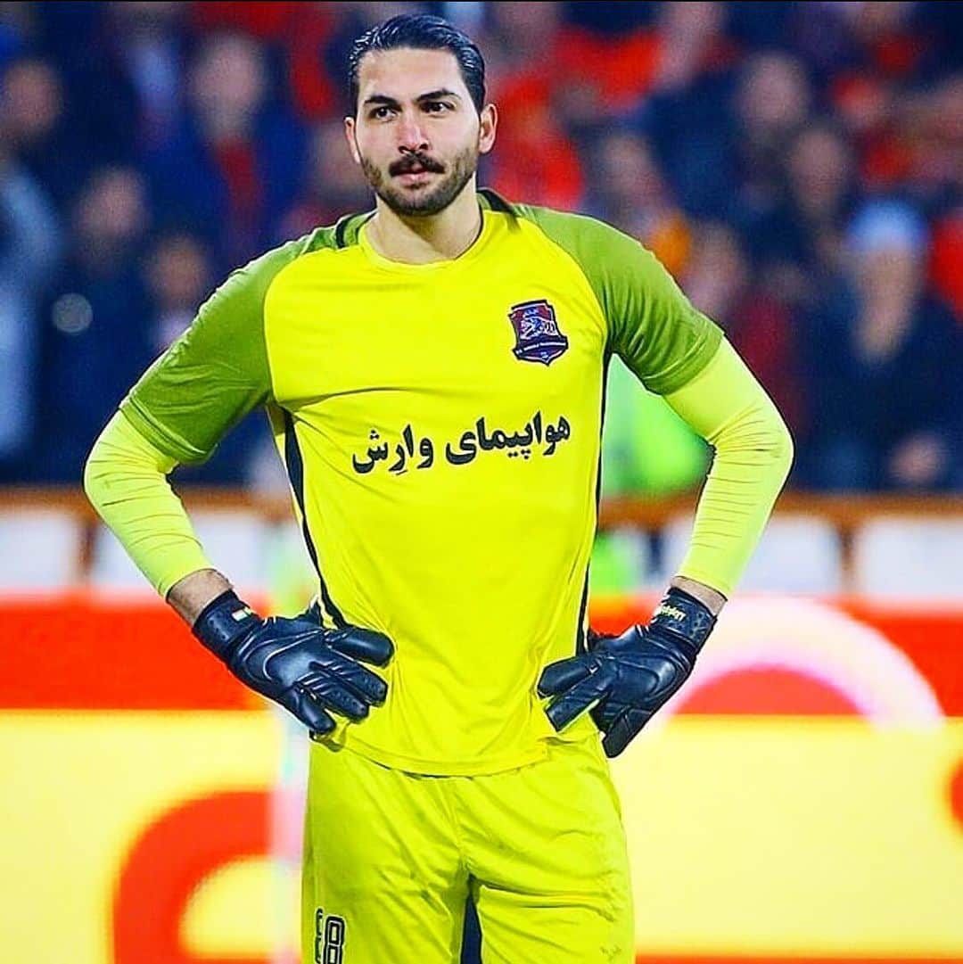 アリレザ・ハギギのインスタグラム：「⚽️⚽️⚽️」