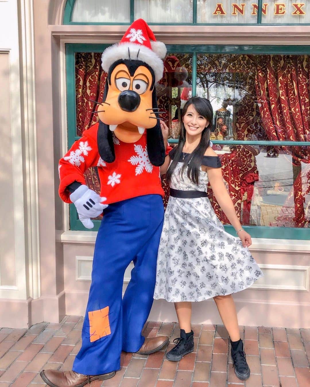 矢部あやのインスタグラム：「201811 4day めちゃくちゃイケメングーフィー♡ ・ #disneylandresort  #goofy」