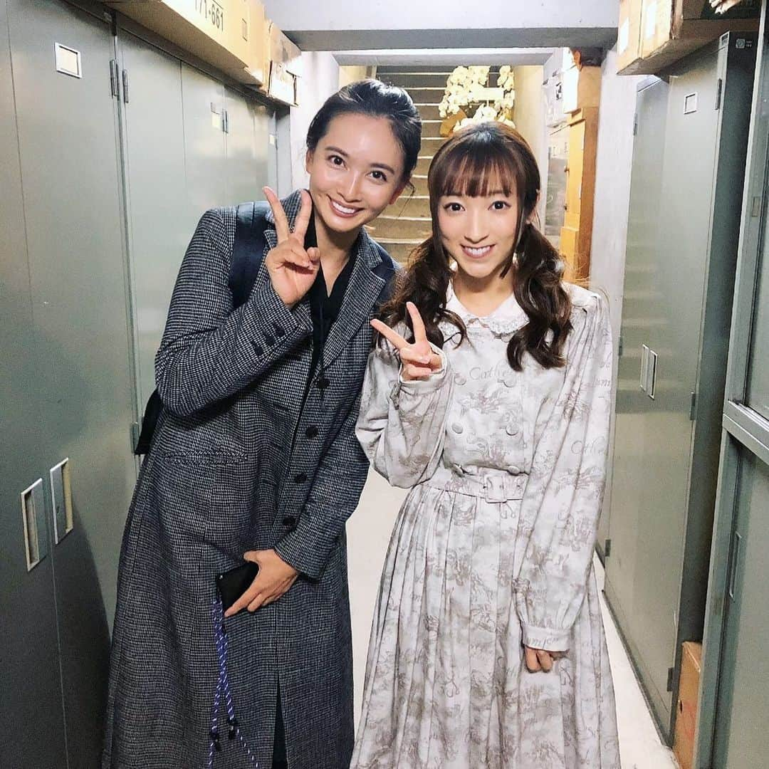 加藤夏希さんのインスタグラム写真 - (加藤夏希Instagram)「#舞台 #冒険者たちのホテル #ドラゴンクエスト10 久しぶりに梅田悠さんにお会いできました！BR2以来で〜　舞台もDQXのあるある話に笑い、オフ会あるあるにニヤケ、たっぷり楽しみました！！ 出演者の中にも実際ゲームをプレイしてる方もいたから、いつかアストルティアで会えるかも！？」12月28日 2時24分 - natsukikato_official