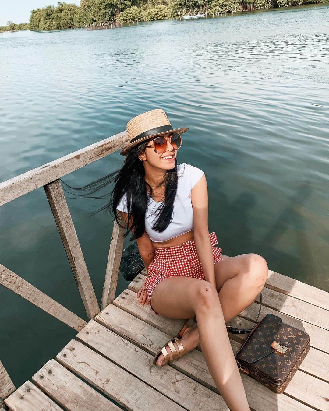 Gabriela Salesのインスタグラム：「Reparem essa beleza natural, não disse qual kkkkk Aloka 😂」