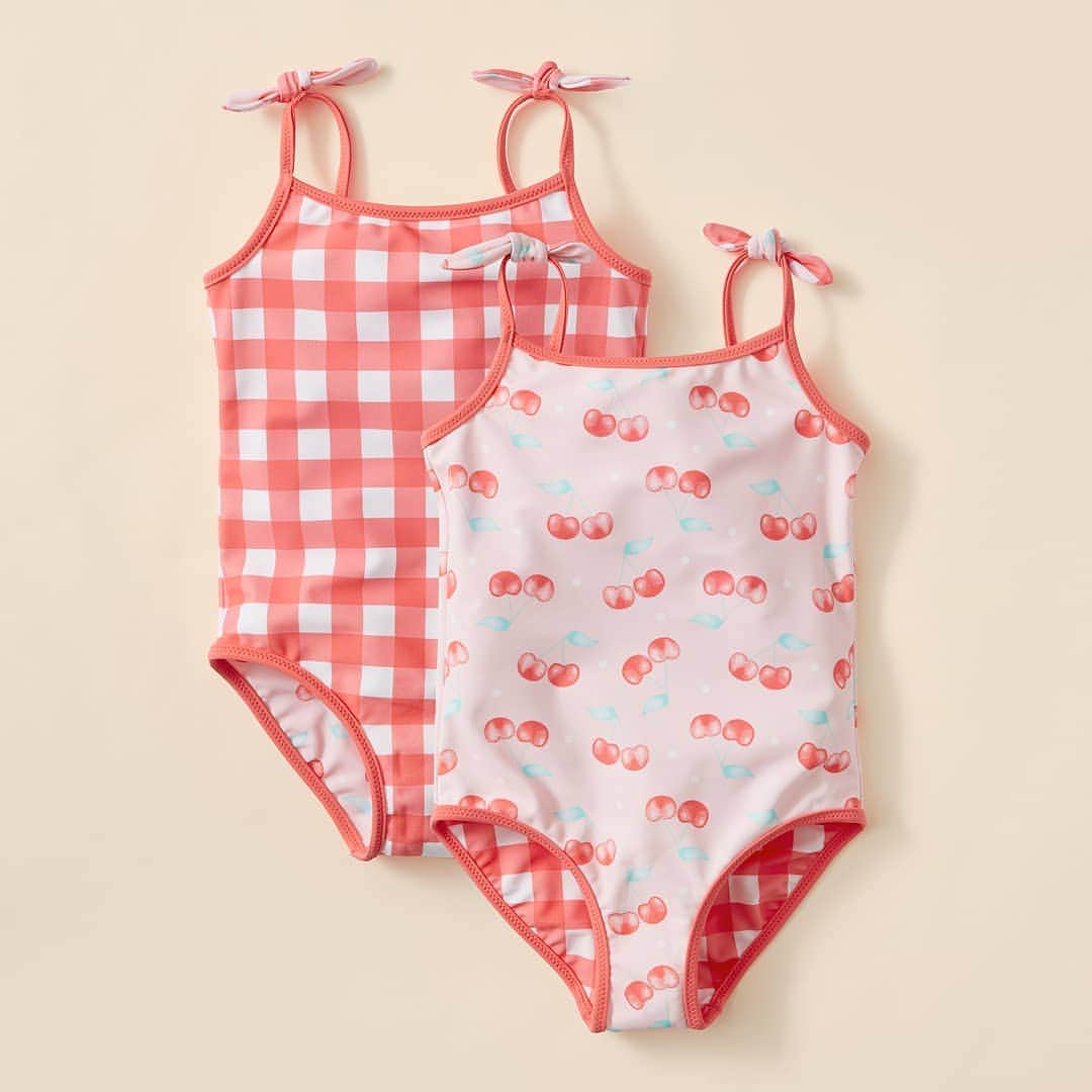 Target Australiaさんのインスタグラム写真 - (Target AustraliaInstagram)「Double the delight with these reversible, chlorine resistant bathers. Perfect for the beach or pool 🎯♥️ #targetaus #targetauskids」12月28日 4時33分 - targetaus