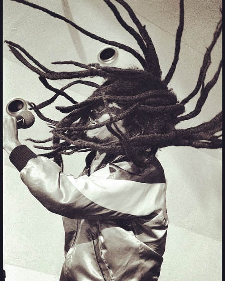 ボブ・マーリーさんのインスタグラム写真 - (ボブ・マーリーInstagram)「“Some are leaves, some are branches. I and I are the roots.” #Roots . 📷: David Corio」12月28日 5時17分 - bobmarley