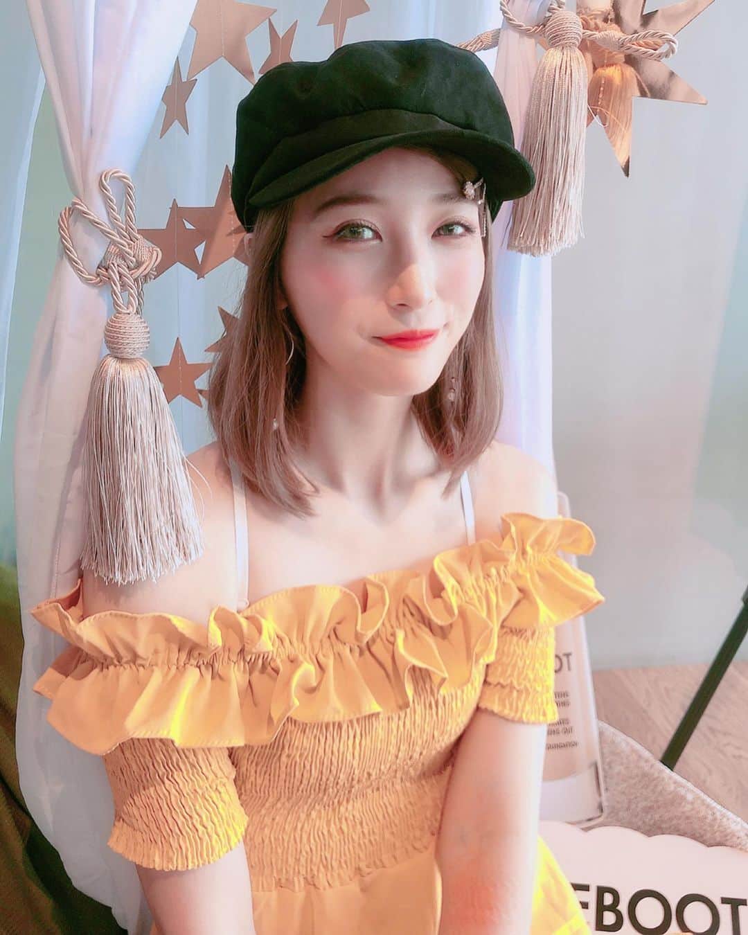 はりーさんのインスタグラム写真 - (はりーInstagram)「かわいいオフショルダー #白雪fashion #白雪ootd #しろ肌キープ  @holidayandholiday_official」12月28日 15時47分 - kirarin_harry_official
