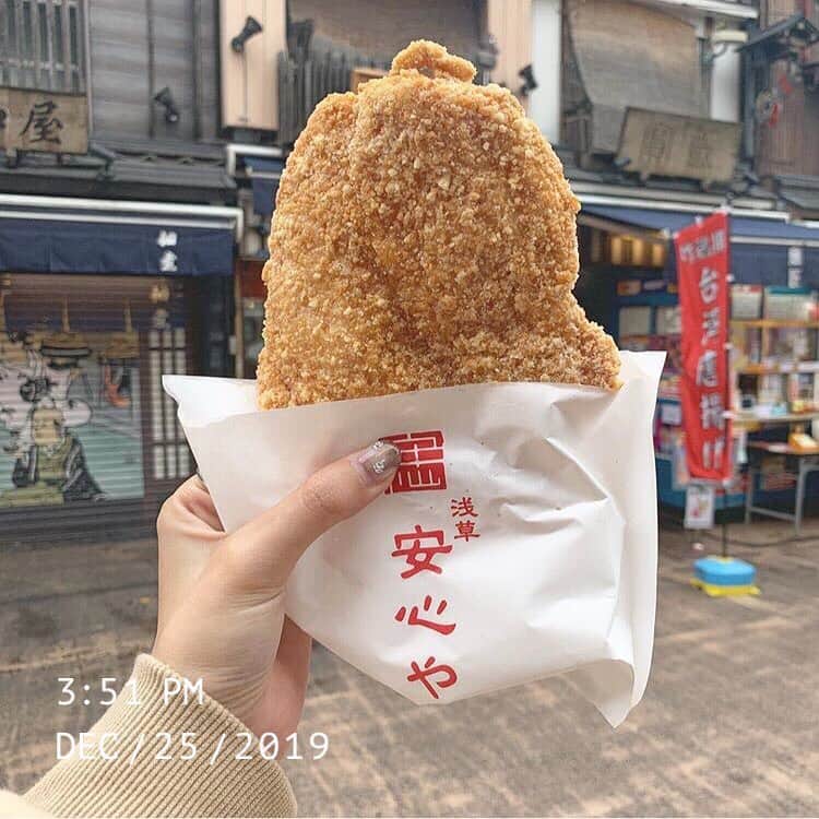 「SNOW」顔認識カメラアプリのグルメインスタ