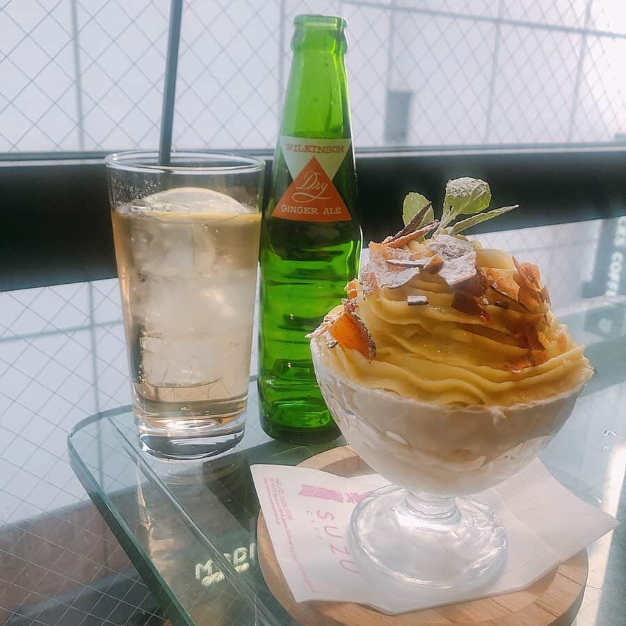 前田彩佳さんのインスタグラム写真 - (前田彩佳Instagram)「parfait🍠🥤﻿ ﻿ ＊＊＊＊＊＊＊＊＊＊﻿ ﻿ スイートポテトとパフェがありえん美味しかった😳﻿ 中にアイスもあって最高🍨﻿ ﻿ ＊＊＊＊＊＊＊＊＊＊﻿ ﻿ #スズカフェ #スズカフェ渋谷 #suzucafe #渋谷カフェ #パフェ #スイートポテト #スイートポテトパフェ #ジンジャーエール」12月28日 9時57分 - _ayaka1218