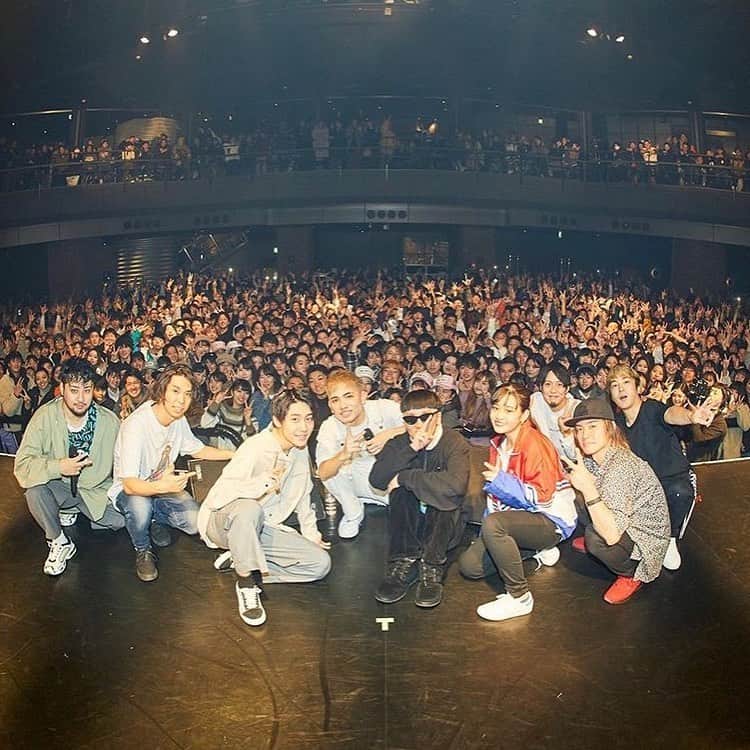 BASI（バシ）のインスタグラム：「. 2019.12.27 東京 with Rude-α ✌︎✌︎✌︎ @5leep3alker  #ハレルヤ」