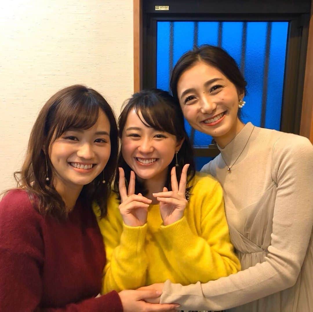 TBSアナウンサー公式さんのインスタグラム写真 - (TBSアナウンサー公式Instagram)「.﻿ 入社１年目の﻿ 近藤夏子　篠原梨菜　若林有子　です。﻿ ﻿ 「明石家さんまの爆笑！ご長寿グランプリ2019」は﻿ 12月29日(日) 午後6:00〜放送！﻿ ﻿ 私たち新人アナウンサー３人は、日頃の悩みをご長寿の方々に相談してきました🐥﻿ ﻿ いろいろあった2019年は、これで笑い納め！﻿ 大爆笑の迷＆珍解答を連発！ ﻿ ご長寿クイズ3時間スペシャル！﻿ ﻿ 是非ご覧ください😊💕」12月28日 11時35分 - tbs_annogram