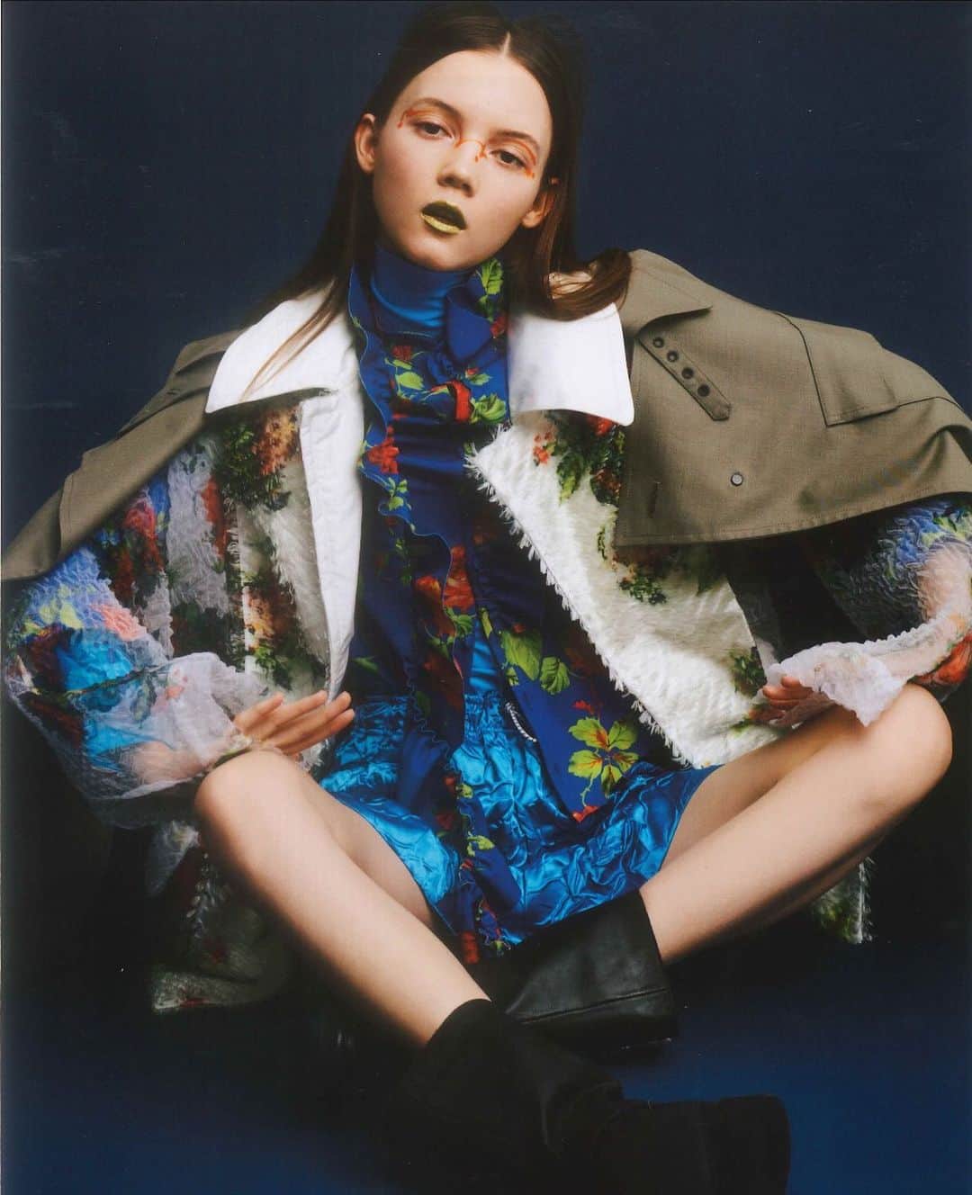 TOGAさんのインスタグラム写真 - (TOGAInstagram)「TOGA SS2020 Organdy flower jacket and  Shantung short pants featured in @spurmagazine ・ Styling @mana.snow ・ #togaarchives #togaarchives_online #toga #toga20ss #spurmagazine #トーガ #トーガアーカイブス」12月28日 12時42分 - togaarchives