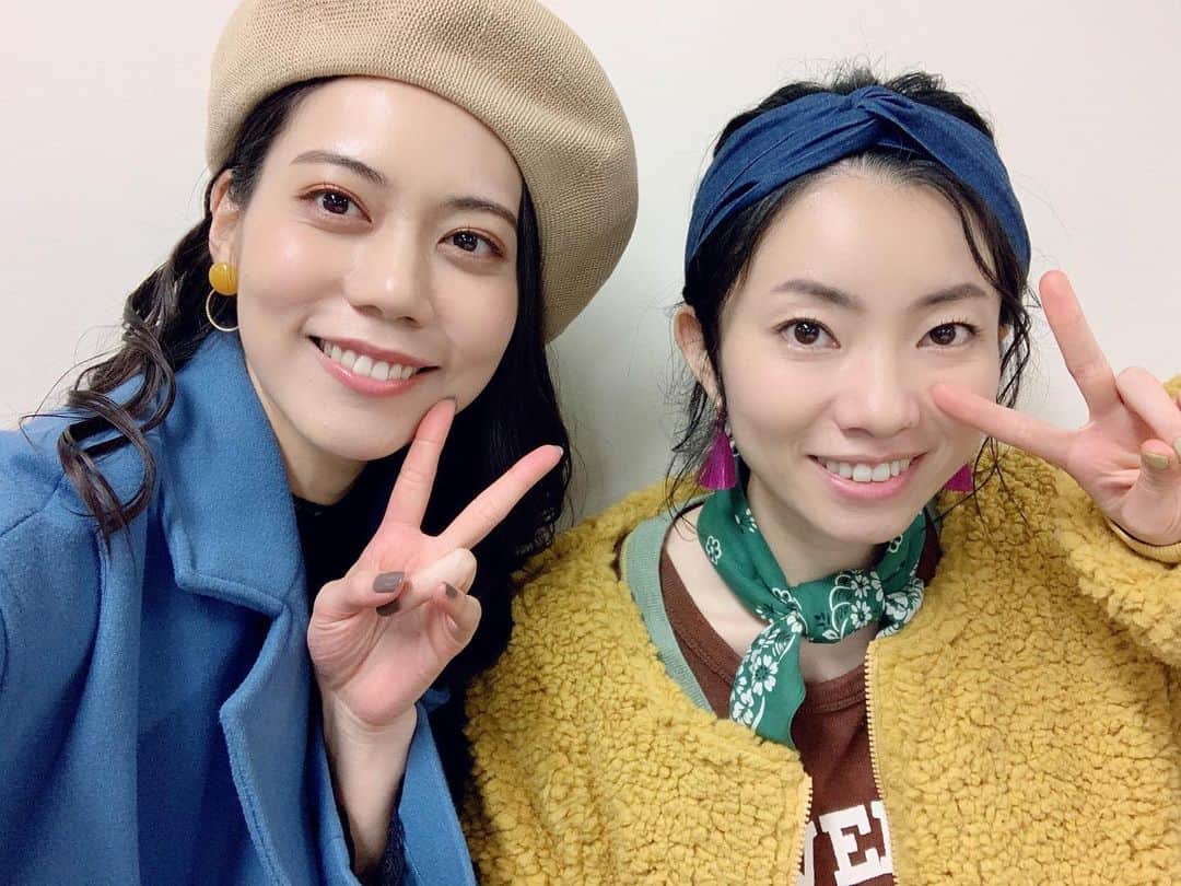 松山愛里のインスタグラム：「. ‪キリン一番搾りと「きのう何食べた？」がコラボ🍻🍲‬ ‪期間限定のコラボCMに出演してます！‬！ . 12/28(土)  やりすぎ都市伝説 12/29(日)  モヤモヤさまぁ〜ず2  12/30(月)  たけしの新・世界七不思議 12/31(火)  年忘れにっぽんの歌  にて1回ずつ観られます🍻✨ . 正月スペシャルのお料理も登場！？ 要チェックです🦒 ‪Twitter公式サイトにて プレゼントキャンペーンも実施中です✨ . 美容室メンバーの早乙女さん役、椿弓里奈ちゃんと💇‍♀️ ‪#きのう何食べた#何食べ#テレビ東京#正月スペシャル」